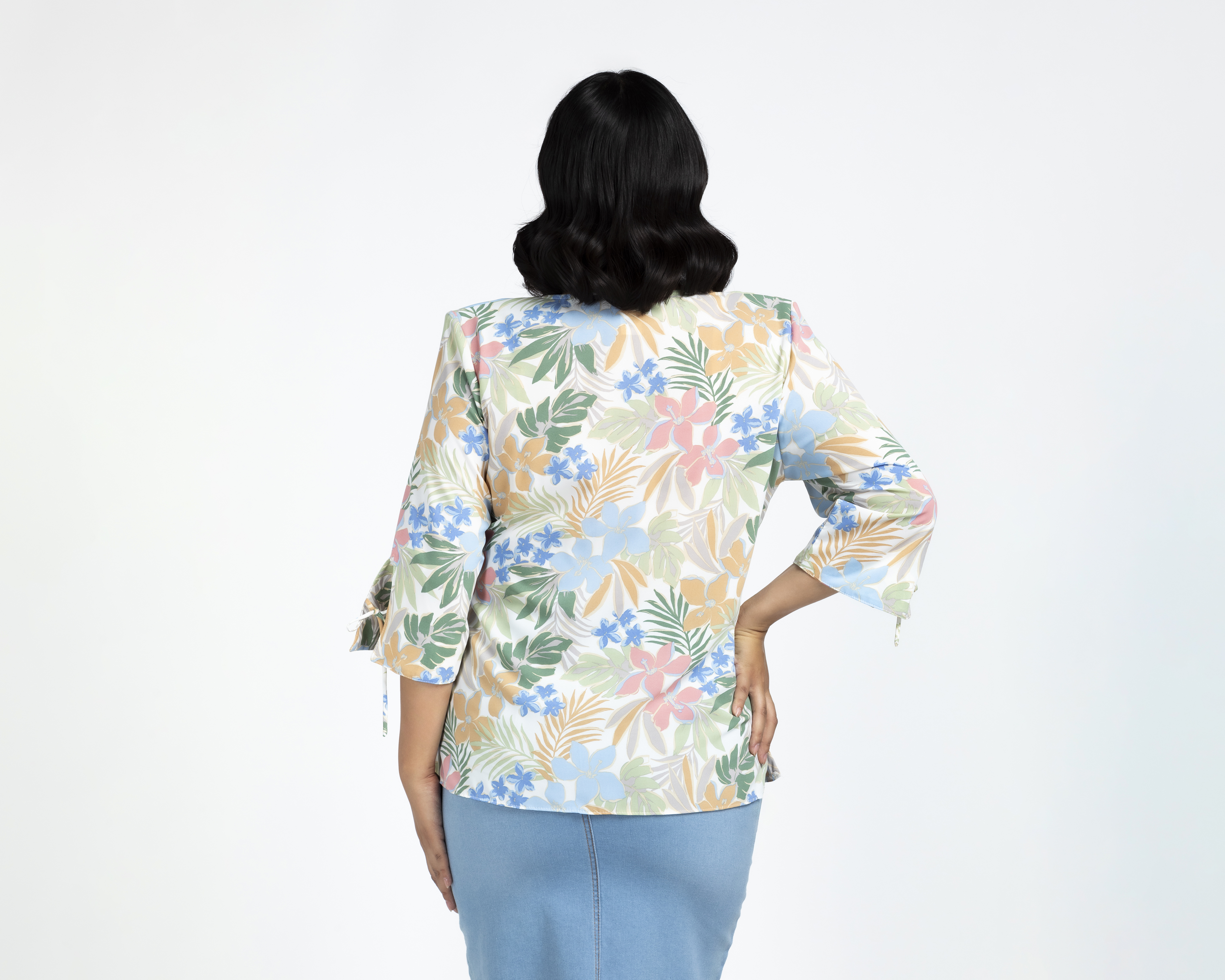 Foto 4 pulgar | Foto 3 | Blusa con Collar Paloma para Mujer