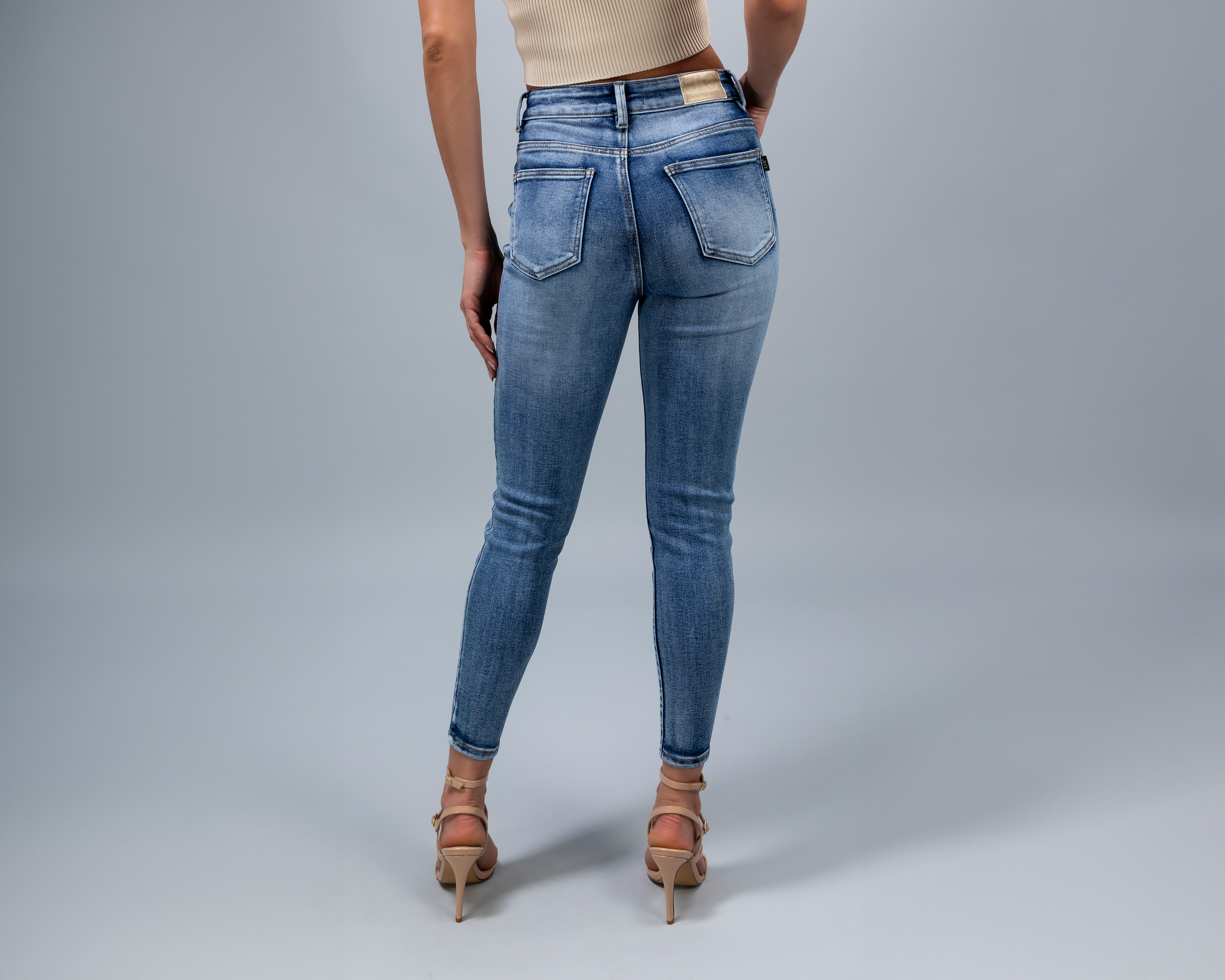Foto 4 pulgar | Foto 3 | Jeans Skinny Jennifer Lopez para Mujer