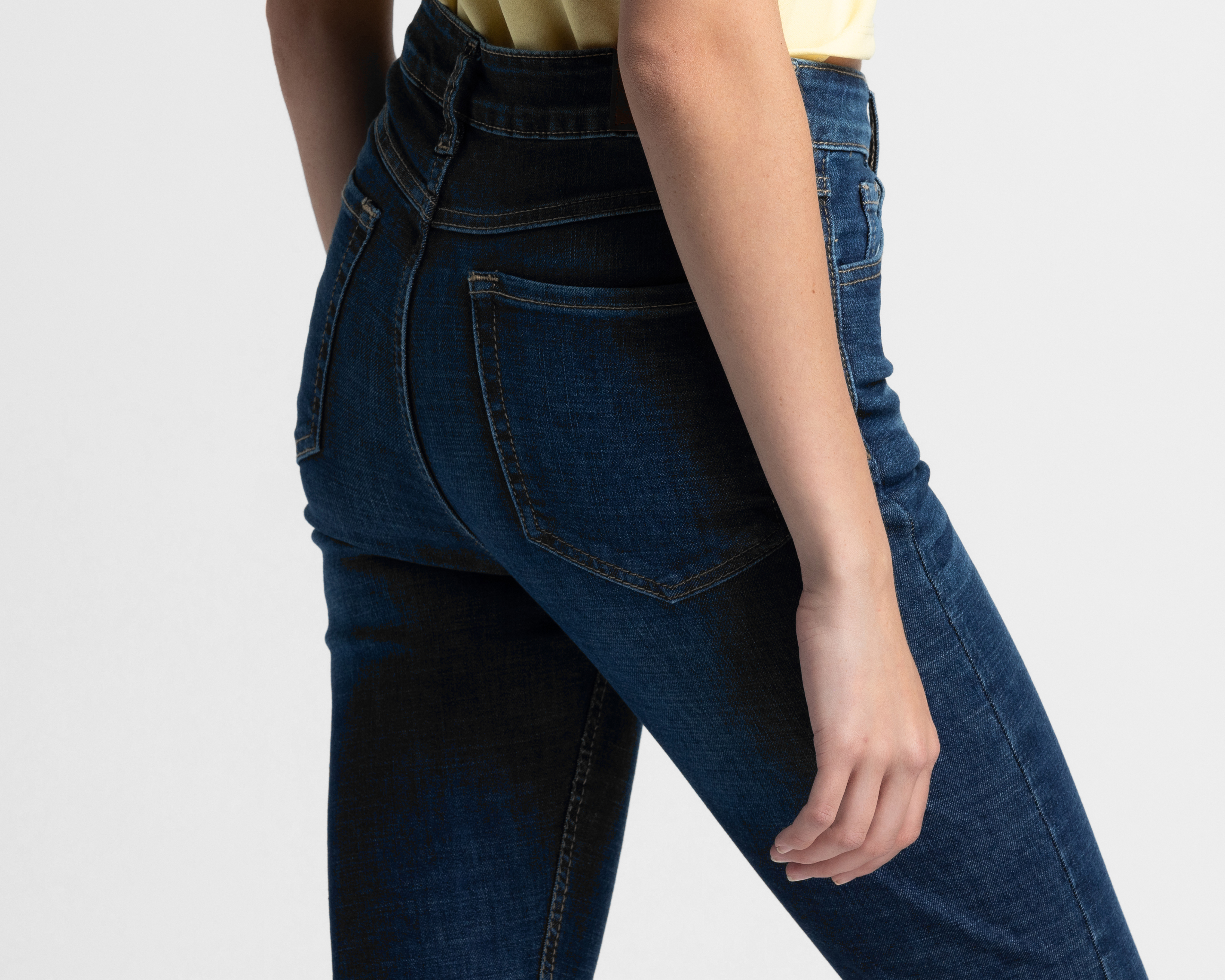 Foto 6 pulgar | Foto 5 | Jeans Skinny Refill para Mujer