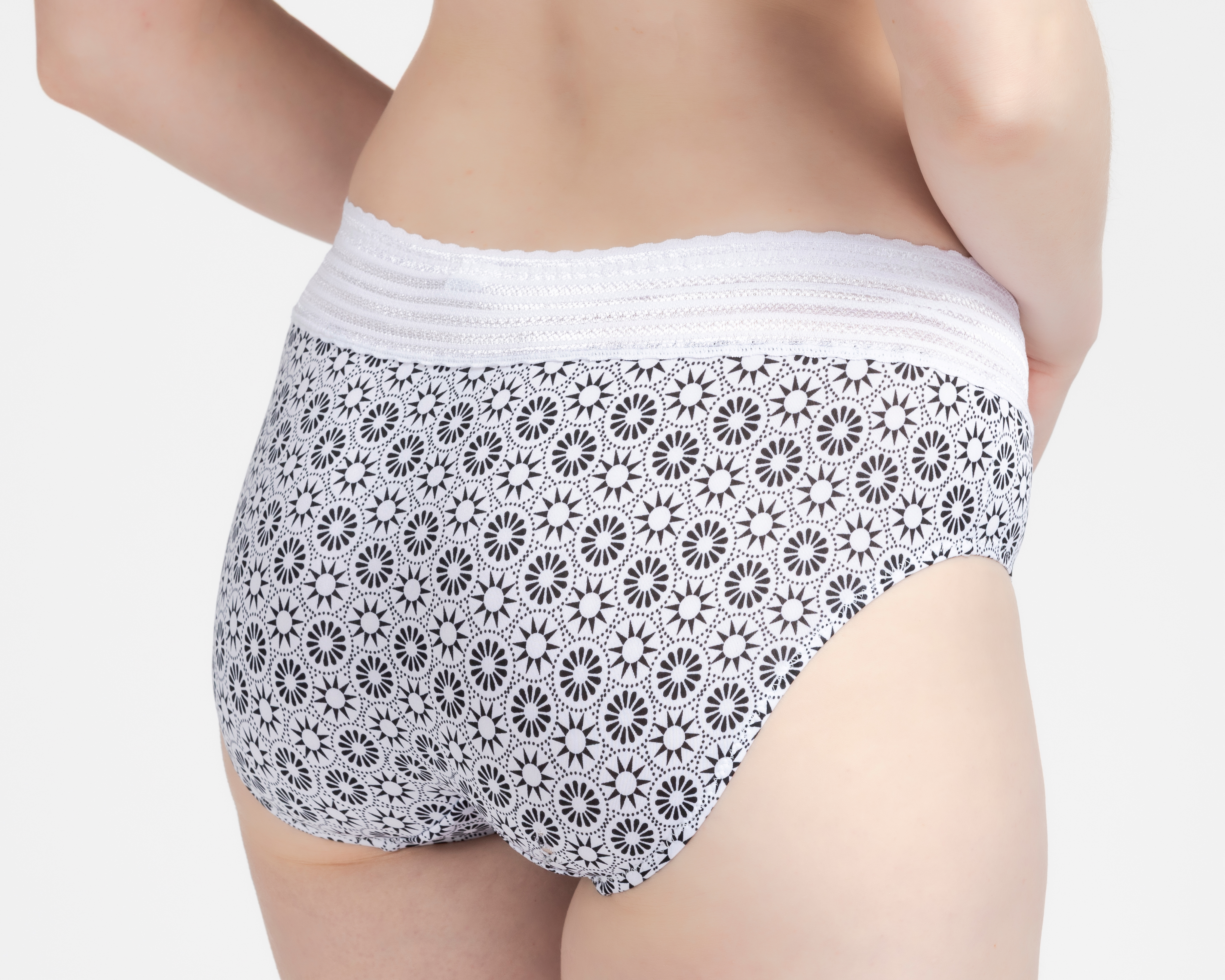 Foto 4 pulgar | Foto 3 | Bikini Beauty Secret para Mujer 3 Piezas