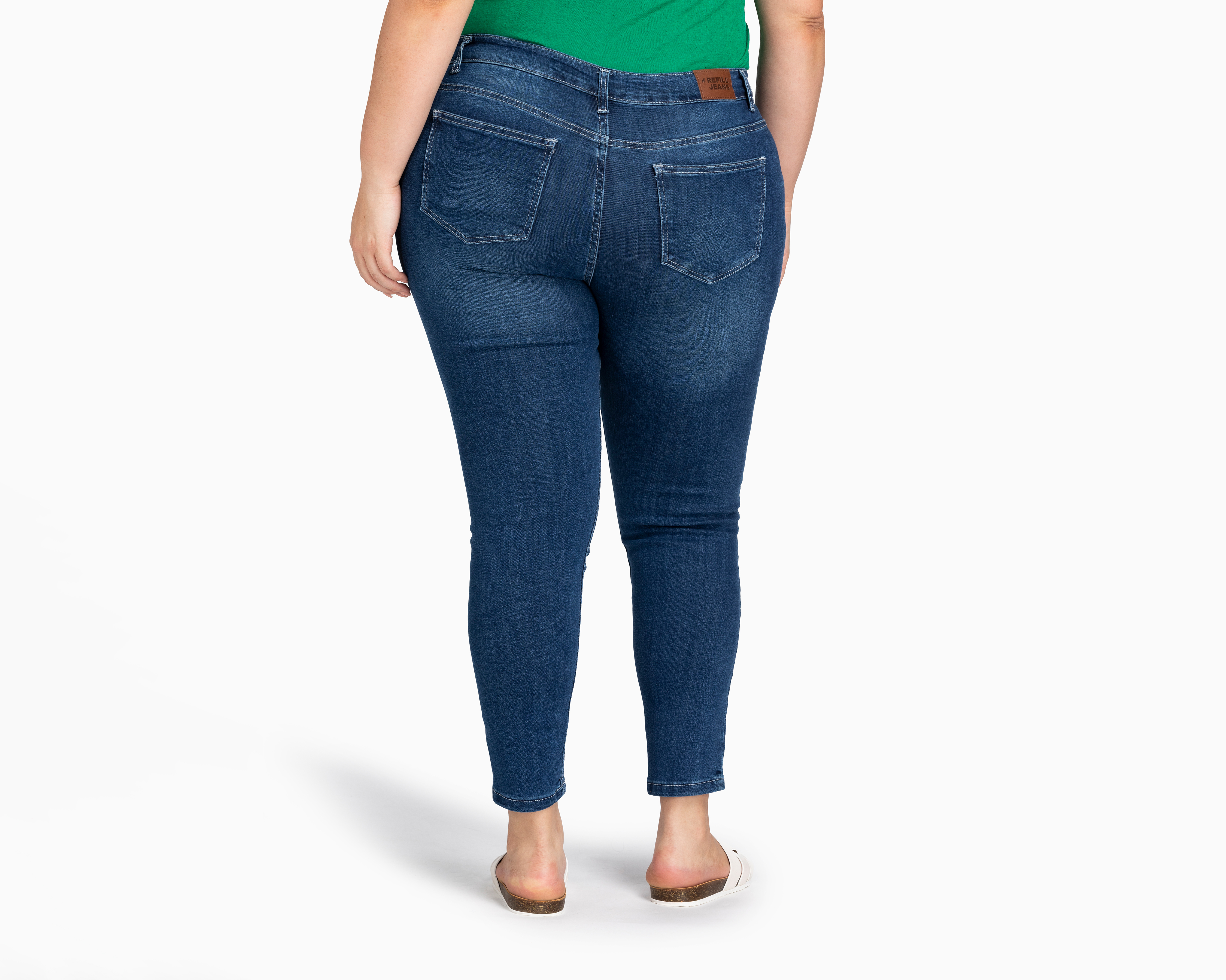 Foto 4 pulgar | Foto 3 | Jeans Skinny Refill para Mujer