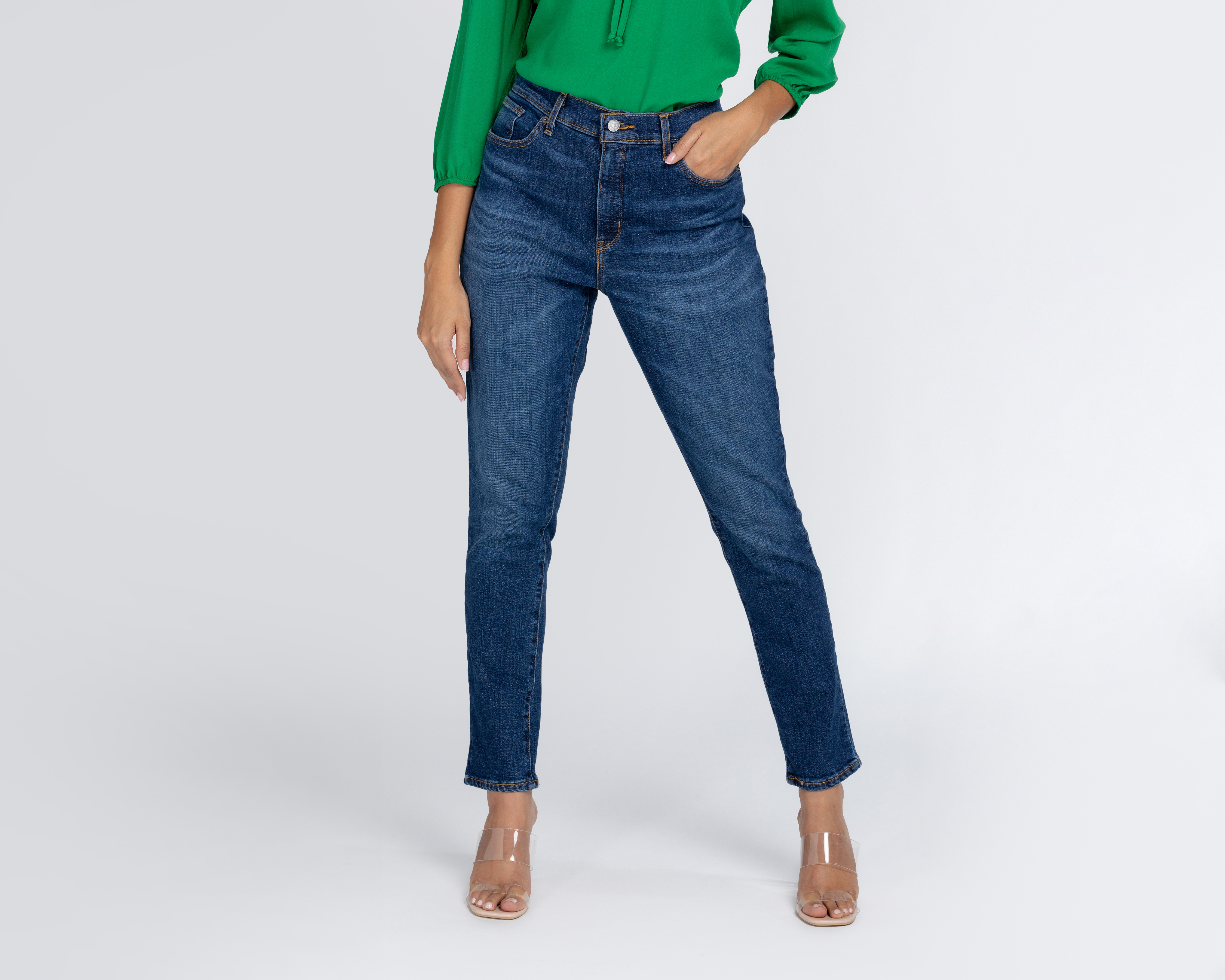 Foto 2 pulgar | Foto 1 | Jeans Levi's 311 Shaping Skinny para Mujer