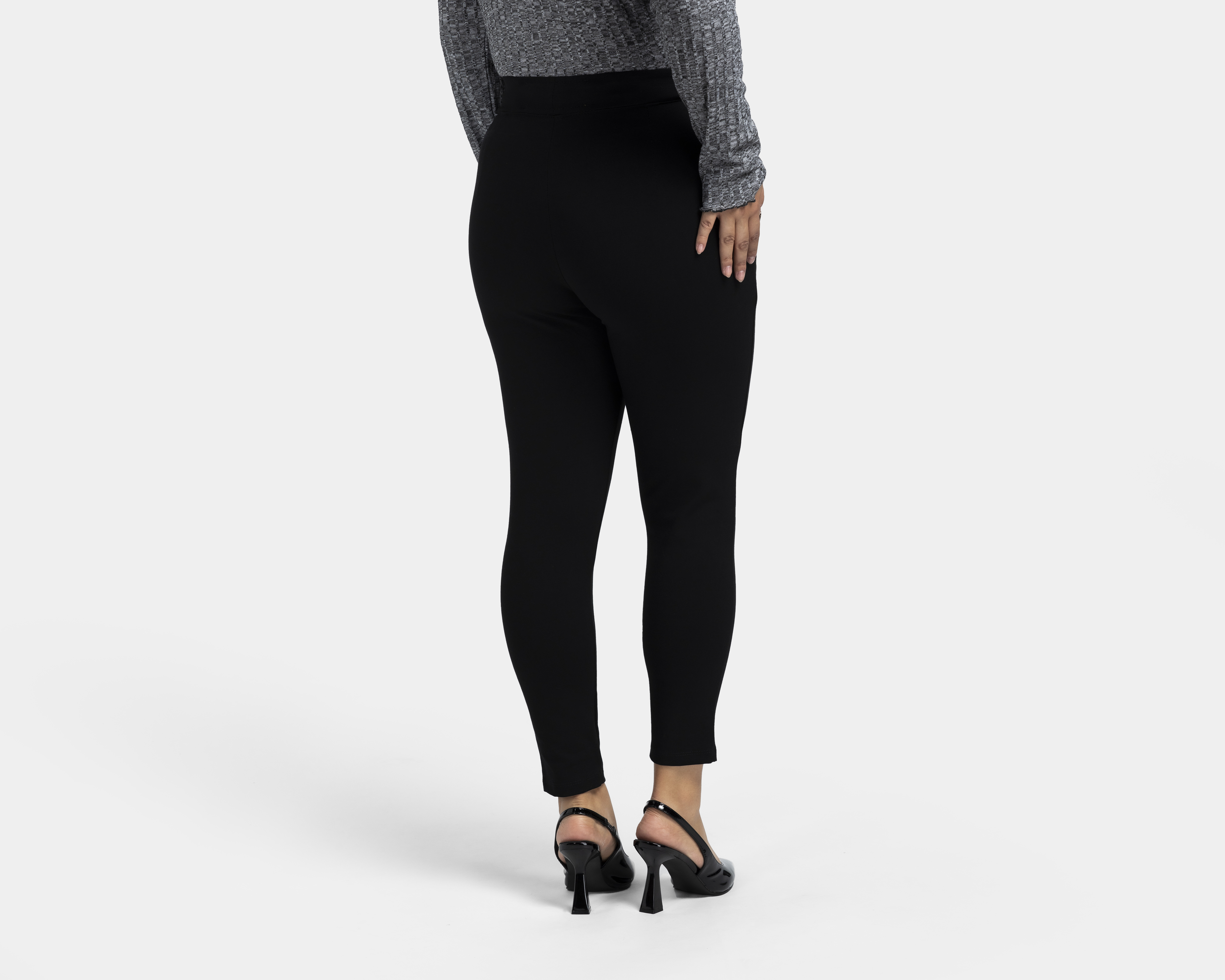 Foto 4 pulgar | Foto 3 | Leggings Negros Boy London para Mujer