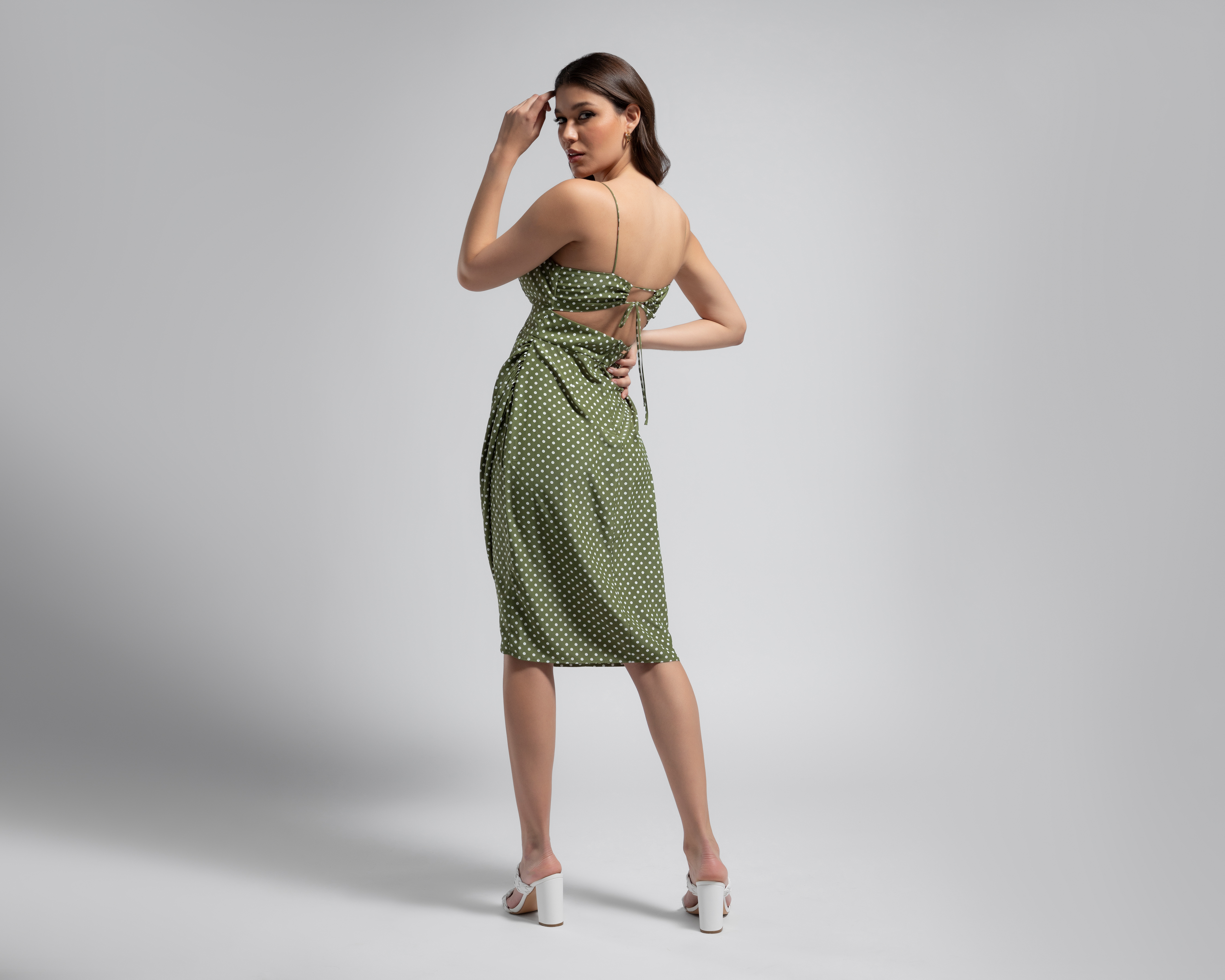 Foto 4 pulgar | Foto 3 | Vestido Jennifer Lopez Casual Corto de Puntos