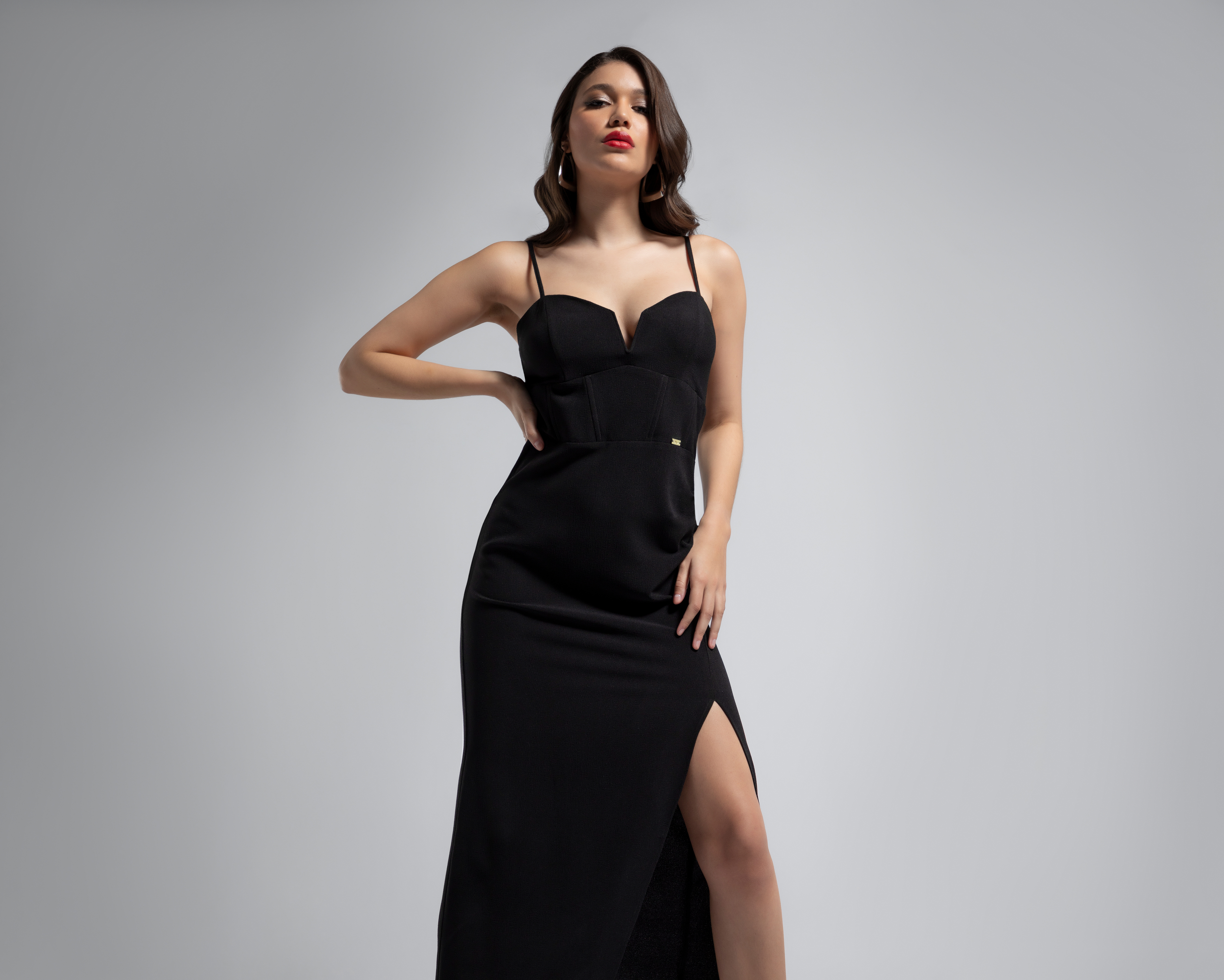 Foto 5 pulgar | Foto 4 | Vestido Jennifer Lopez de Noche Midi con Abertura