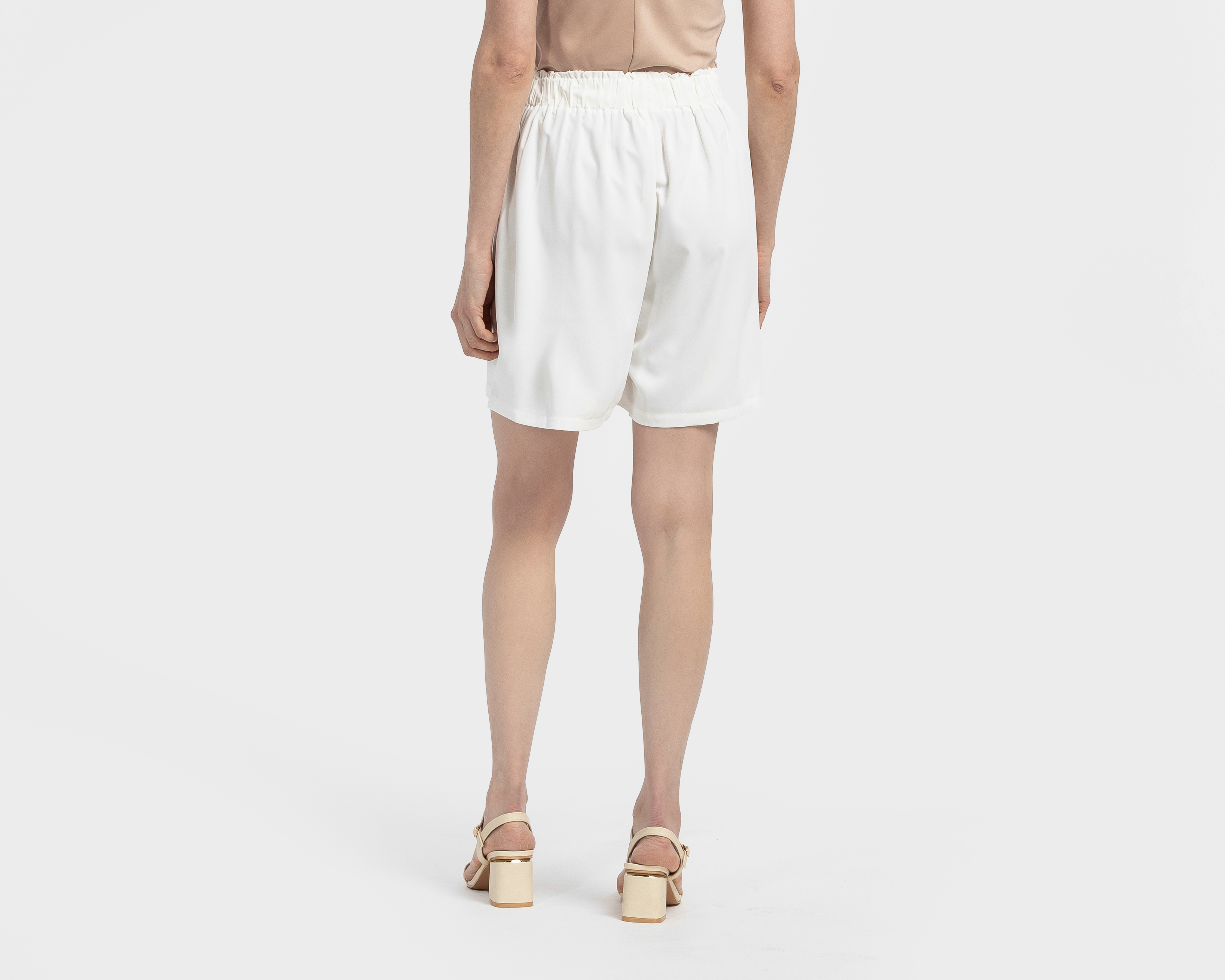 Foto 3 | Foto 3 | Short Jennifer Lopez con Botones para Mujer