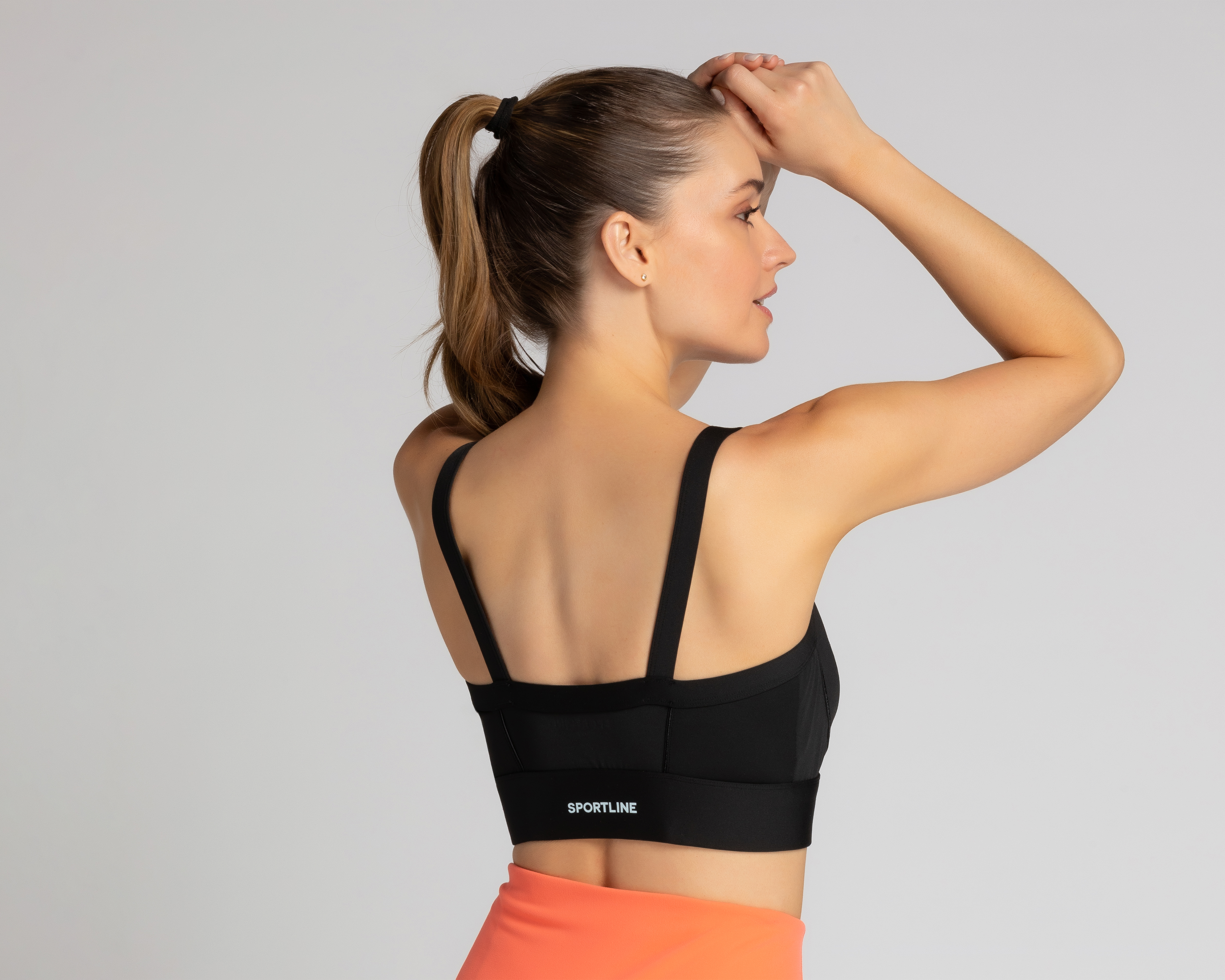 Foto 4 pulgar | Foto 3 | Top de Entrenamiento Sportline Negro para Mujer