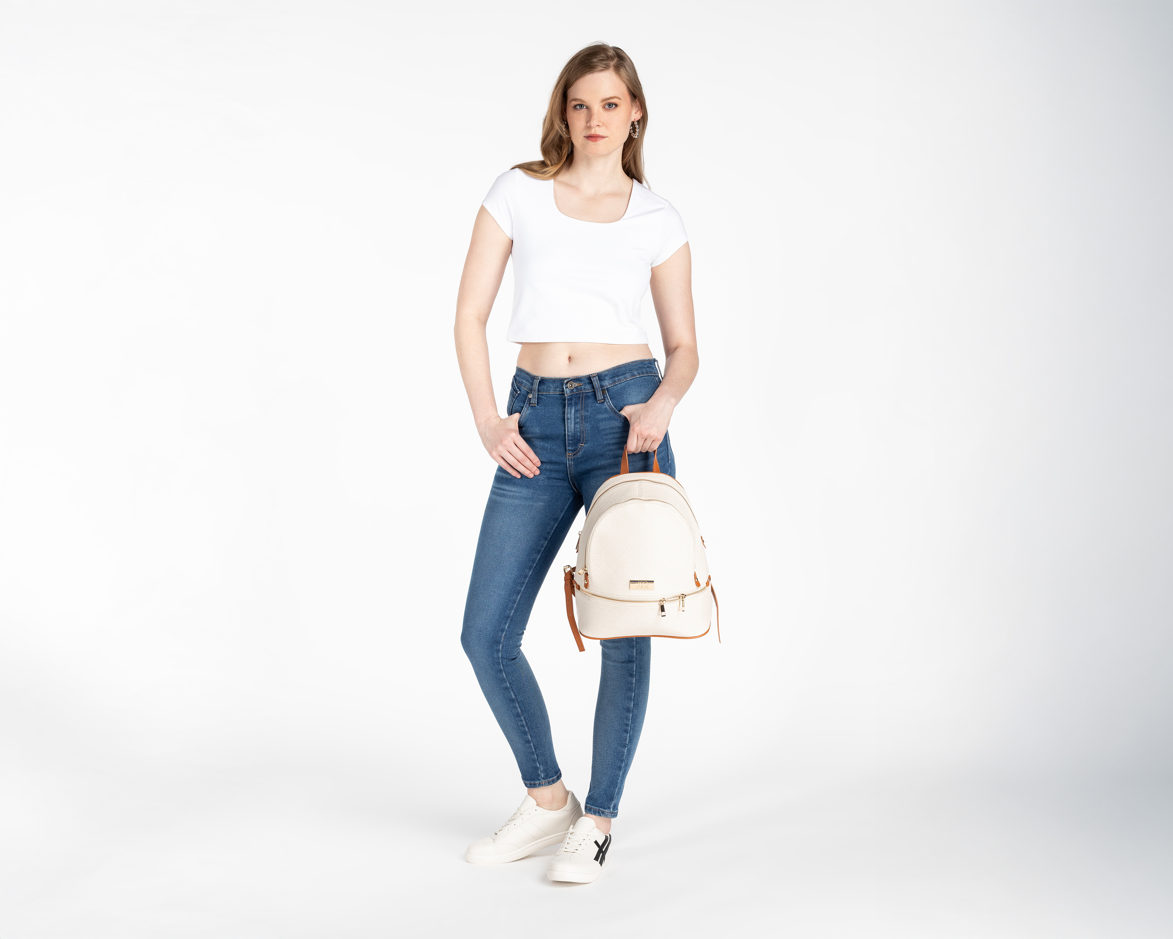 Foto 7 pulgar | Foto 6 | Mochila Jennifer Lopez Beige