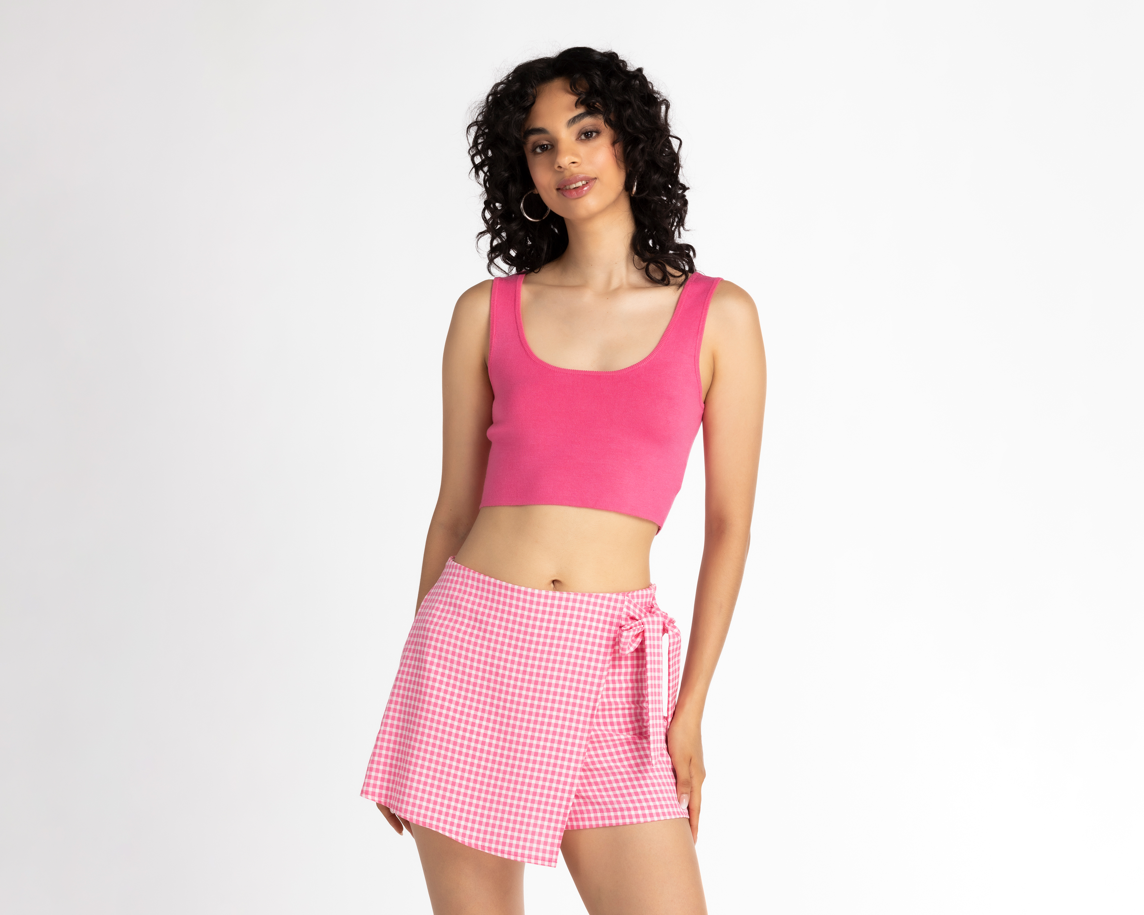 Foto 2 pulgar | Foto 1 | Playera 18 Forever Sin Mangas Cuello Redondo