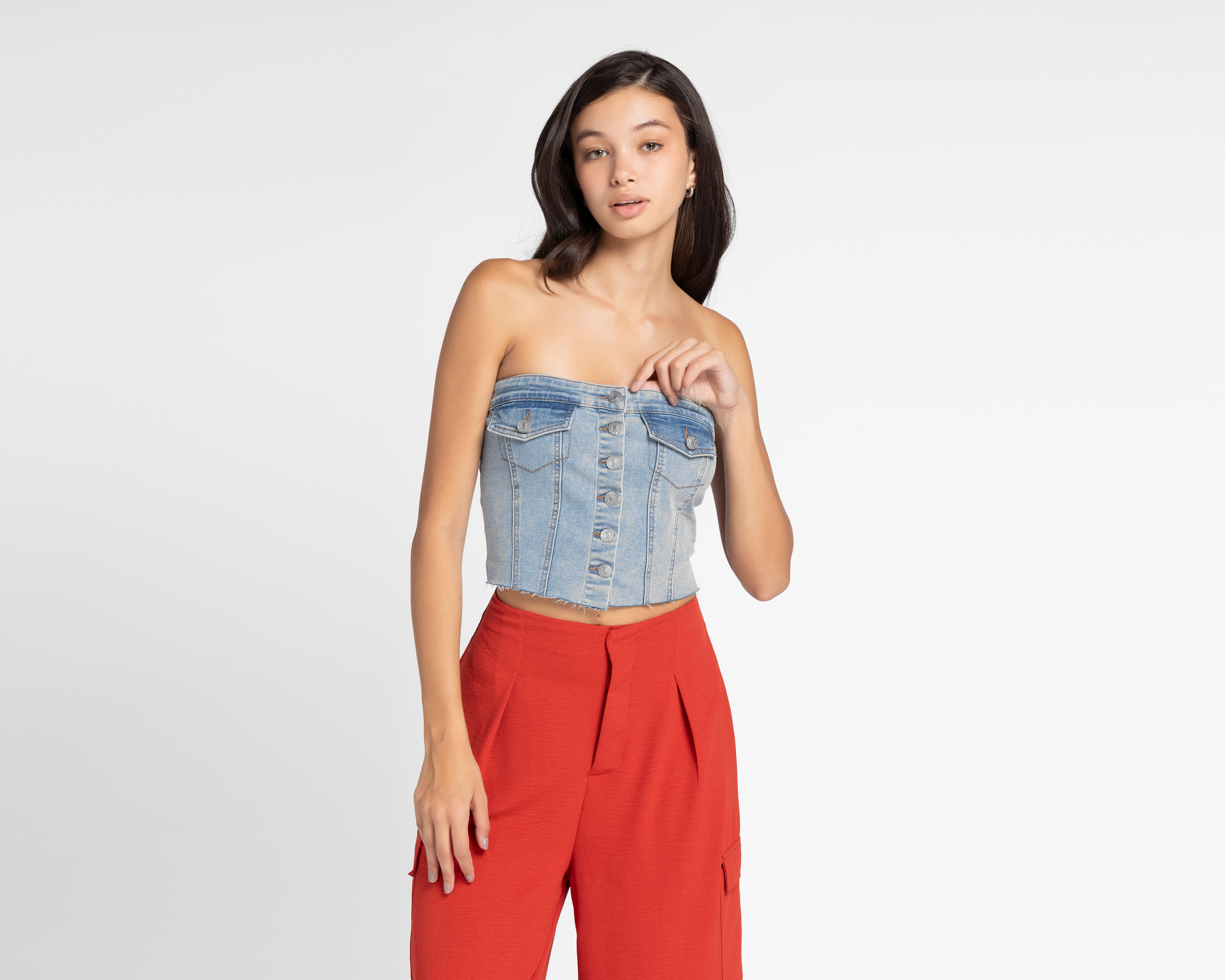 Foto 2 pulgar | Foto 1 | Blusa Refill de Mezclilla con Hombros Descubiertos