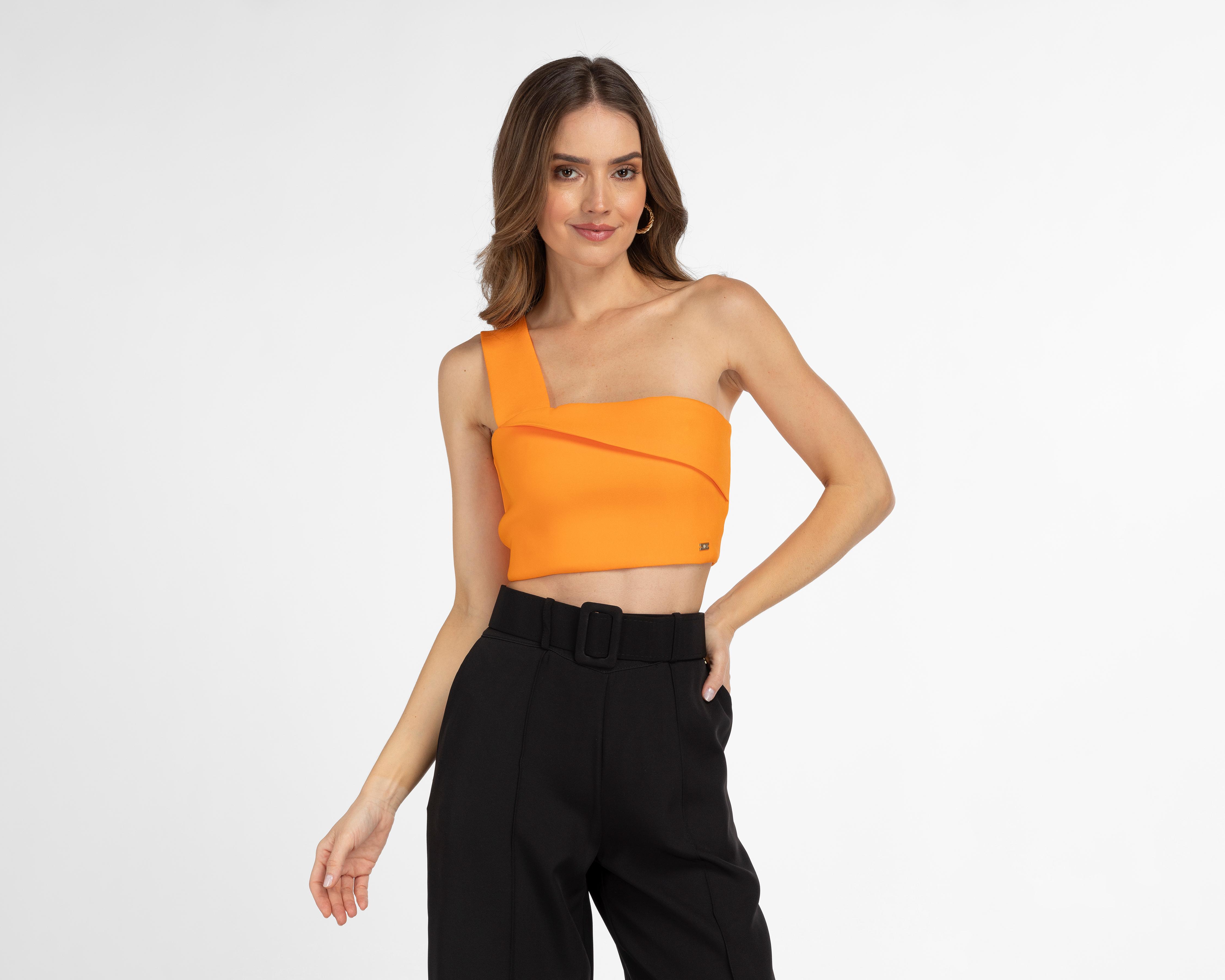 Foto 1 | Foto 1 | Crop Top Jennifer Lopez con Hombro Descubierto