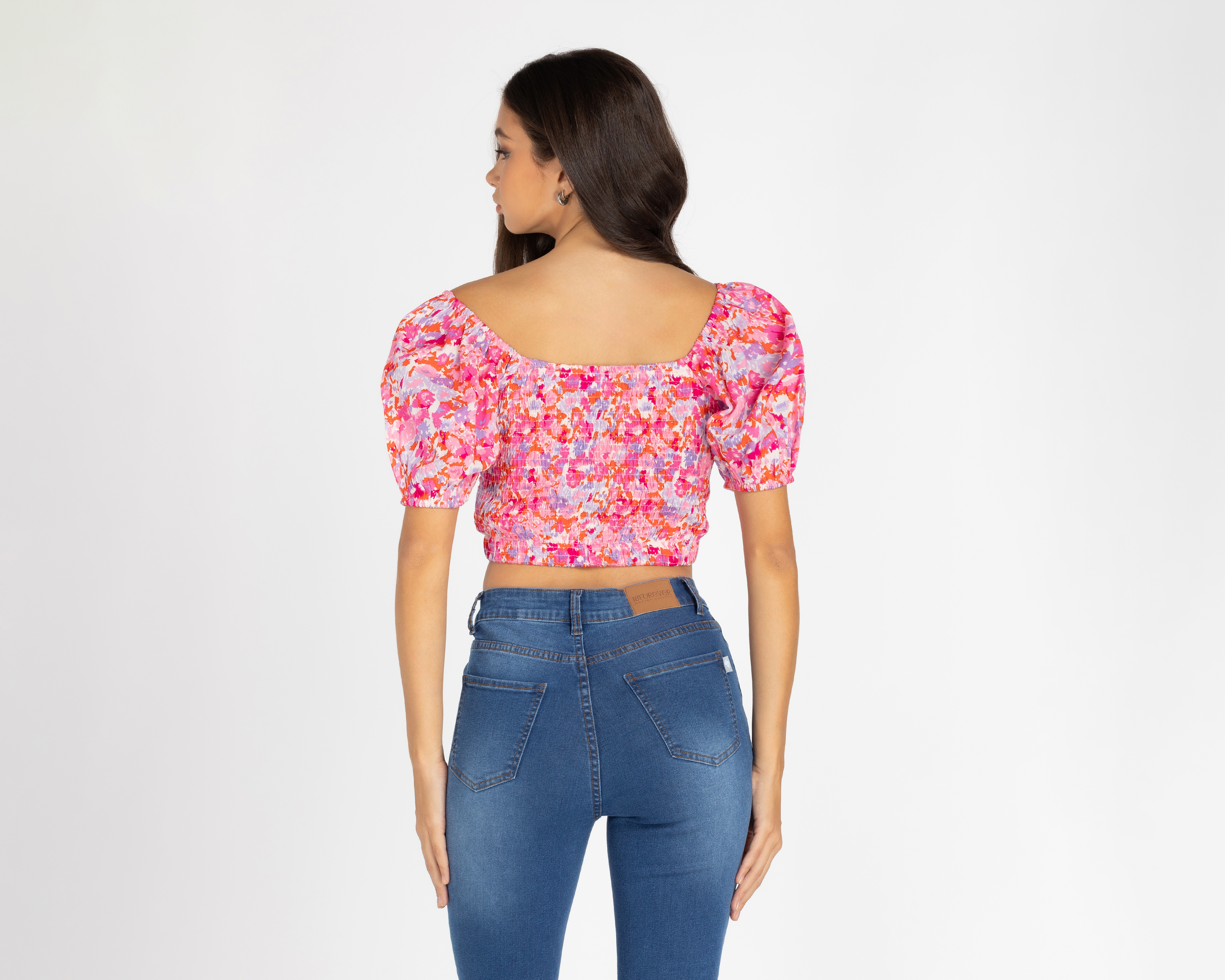 Foto 4 pulgar | Foto 3 | Crop Top 18 Forever Floreado con Manga Corta