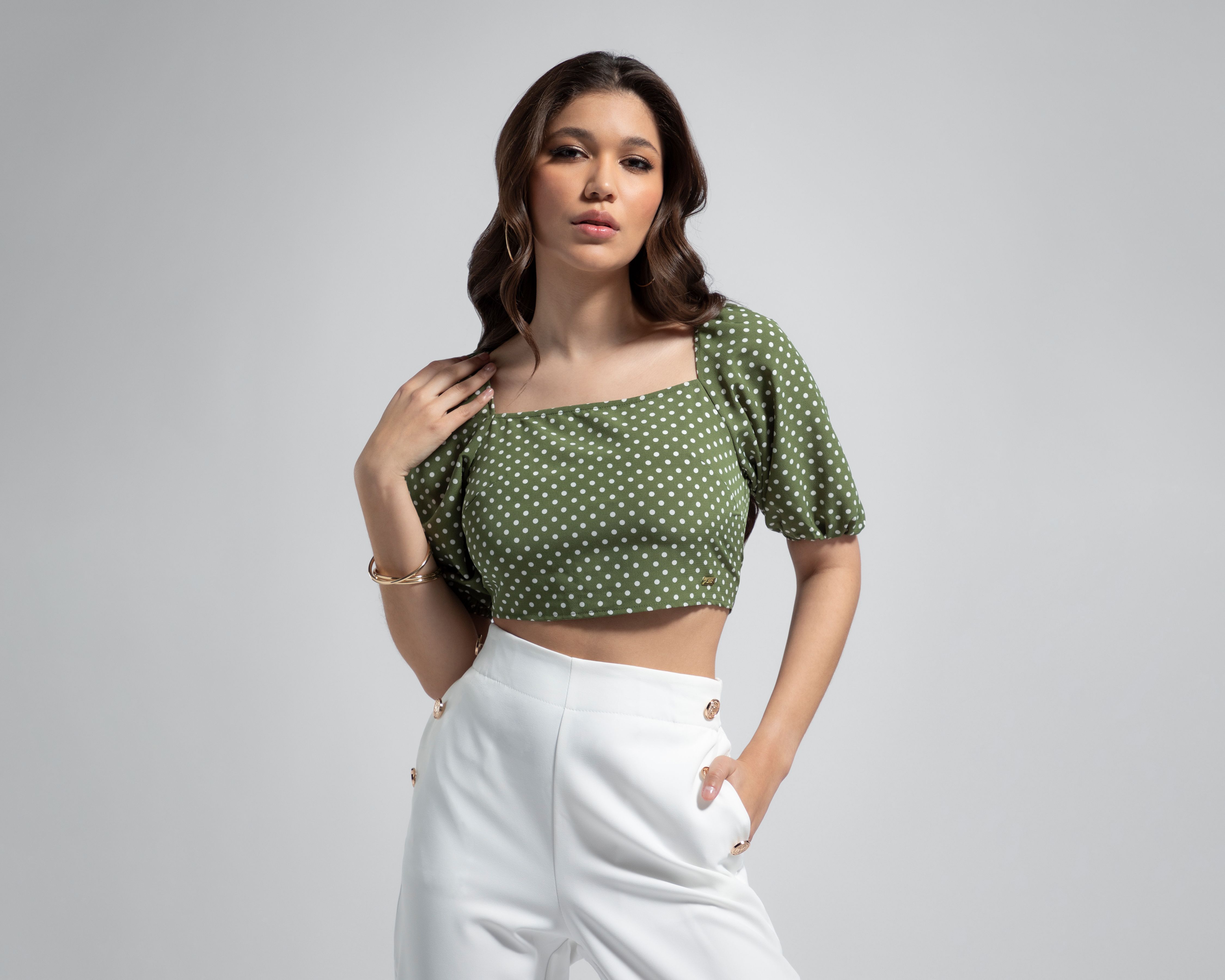 Foto 3 pulgar | Foto 2 | Blusa Jennifer Lopez con Espalda Descubierta