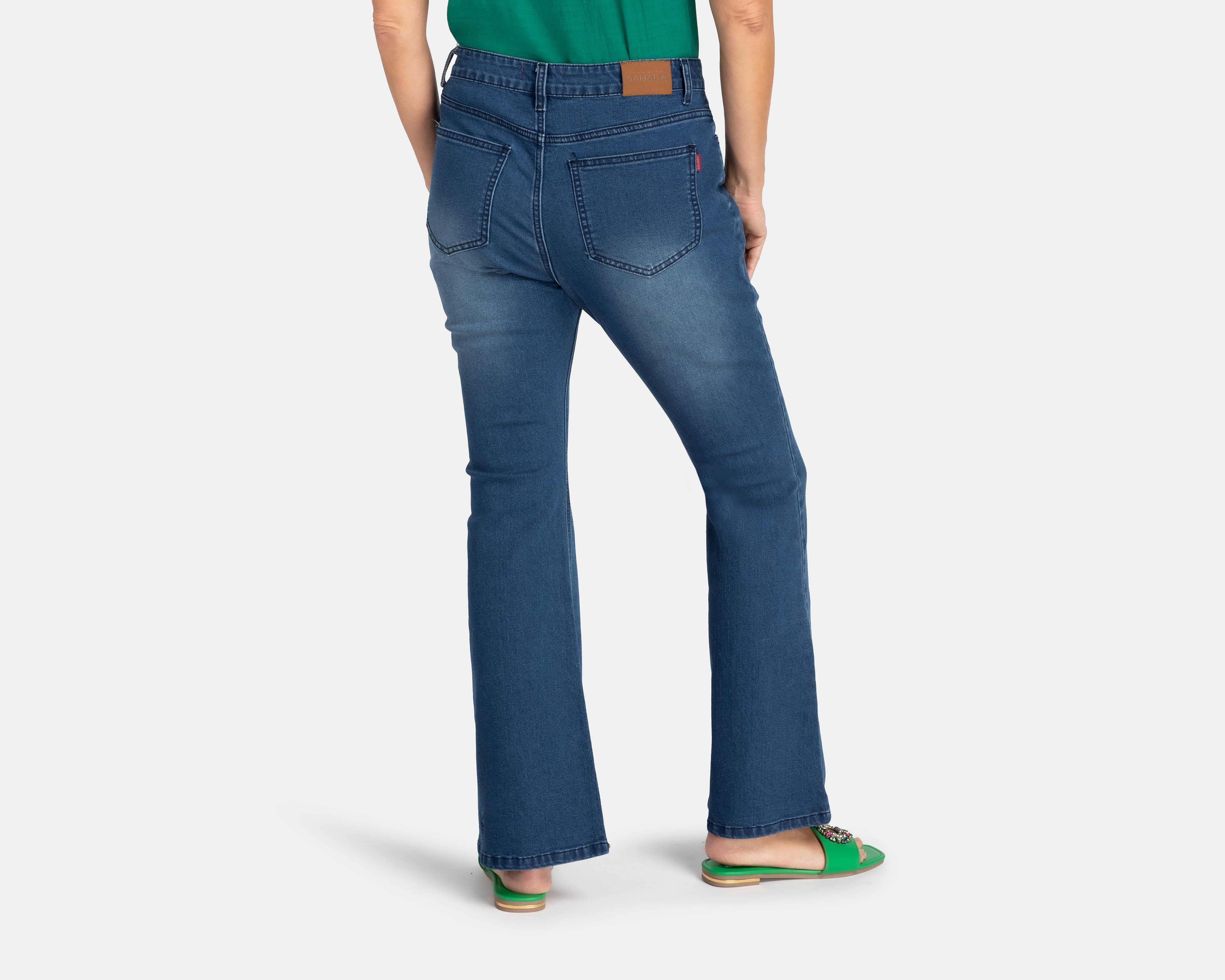 Foto 4 pulgar | Foto 3 | Jeans Sahara Flare Fit Deslavados