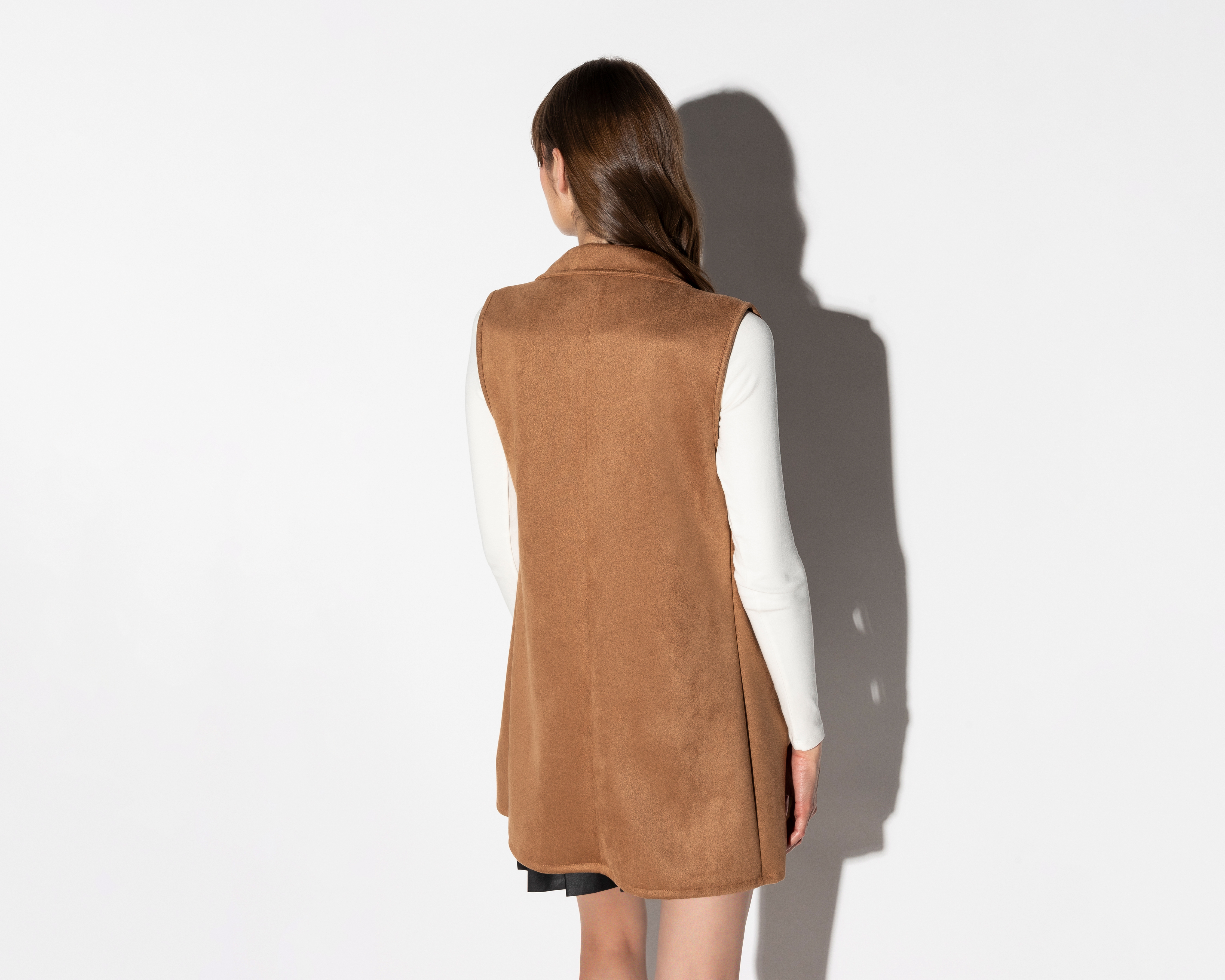 Foto 3 | Foto 3 | Chaleco Camel Strona para Mujer