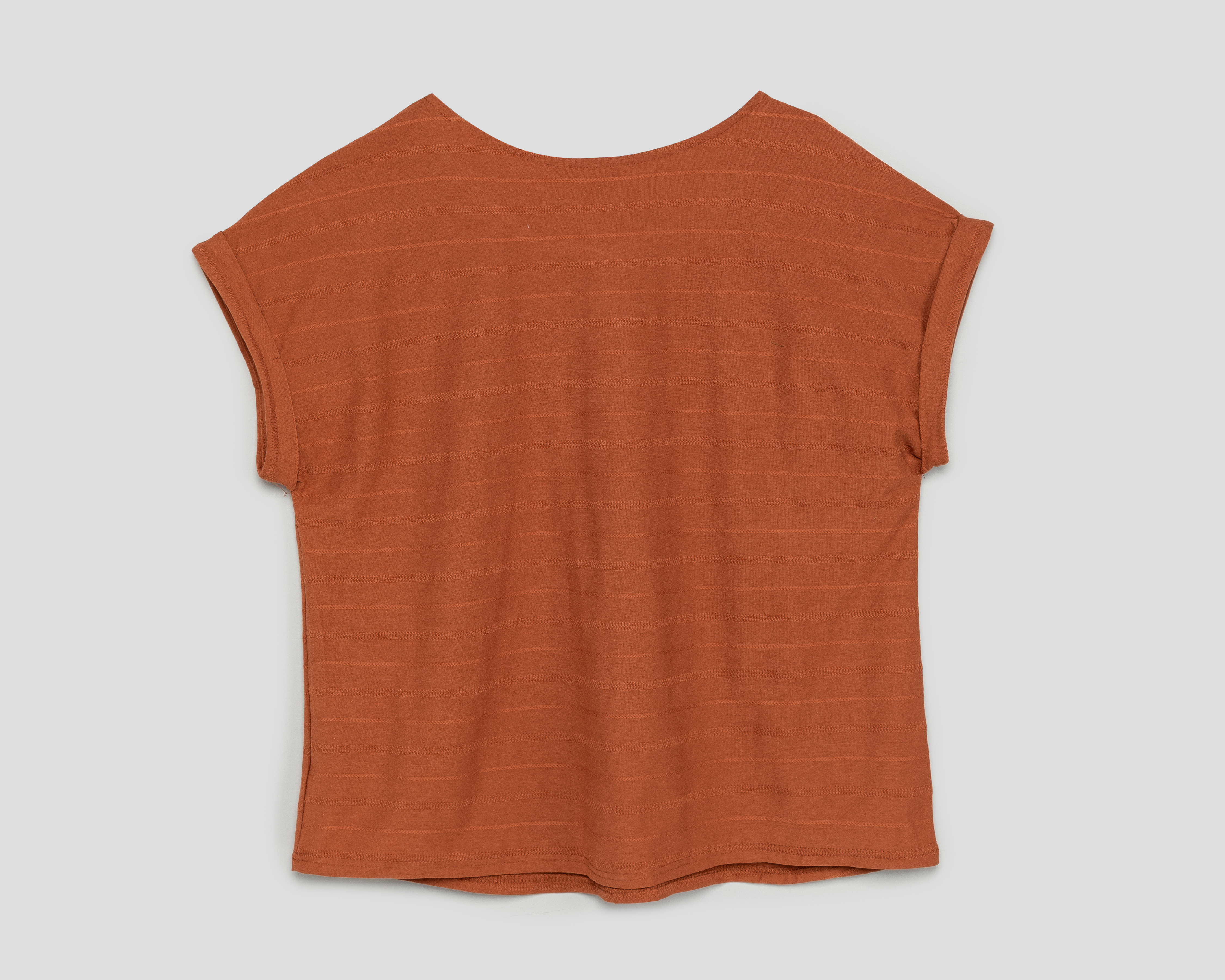 Foto 3 pulgar | Foto 2 | Playera Cuello Redondo Sahara para Mujer