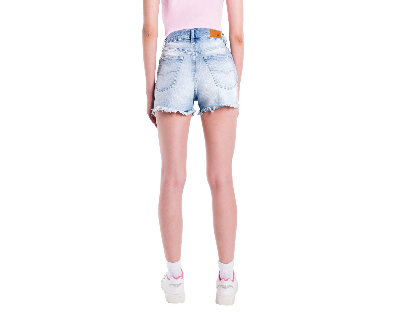 Foto 4 pulgar | Foto 3 | Short Oggi Deslavado para Mujer