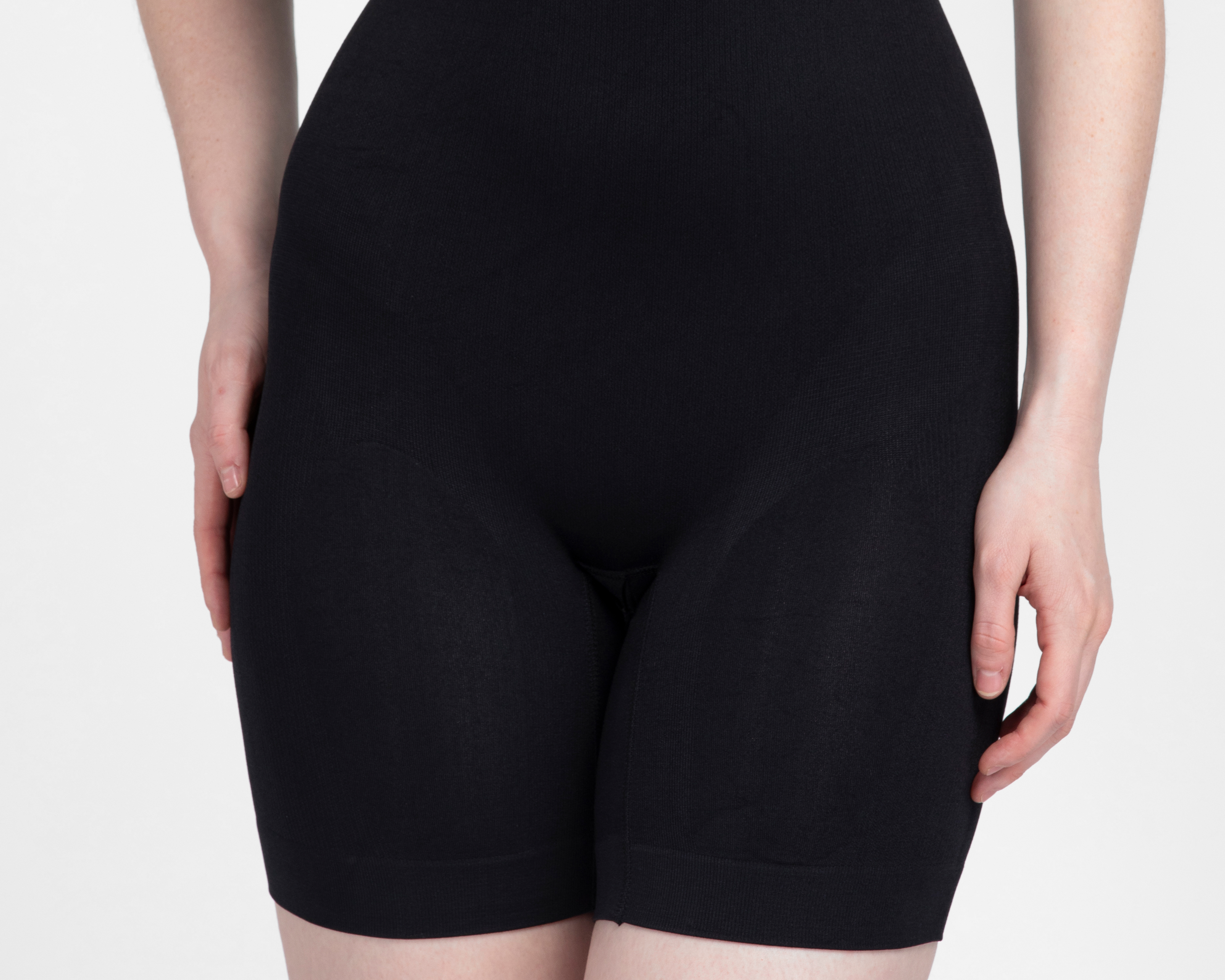 Foto 4 pulgar | Foto 3 | Body con Compresión Negro Control Secrets para Mujer