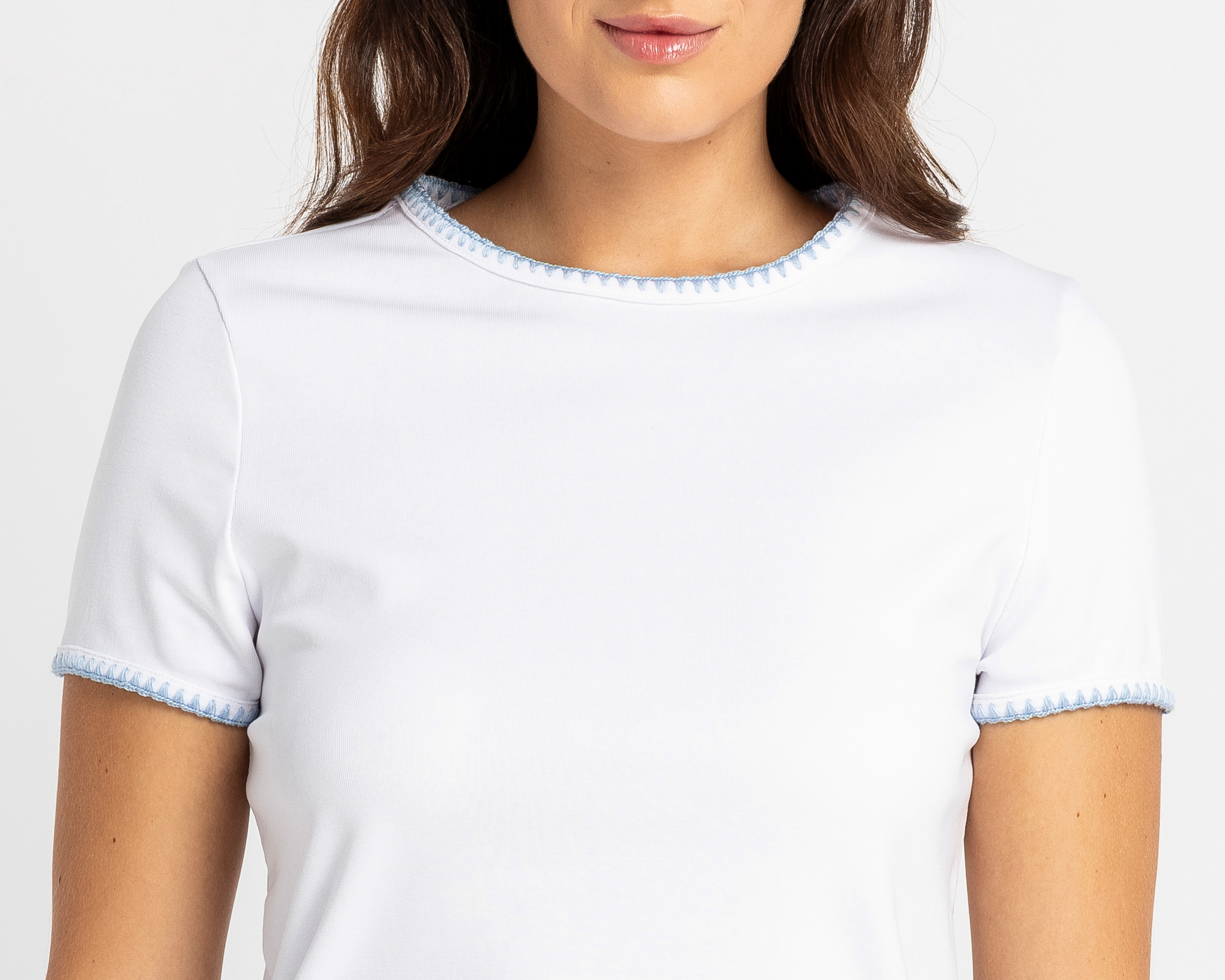 Foto 5 pulgar | Foto 4 | Playera Blanca Sahara para Mujer