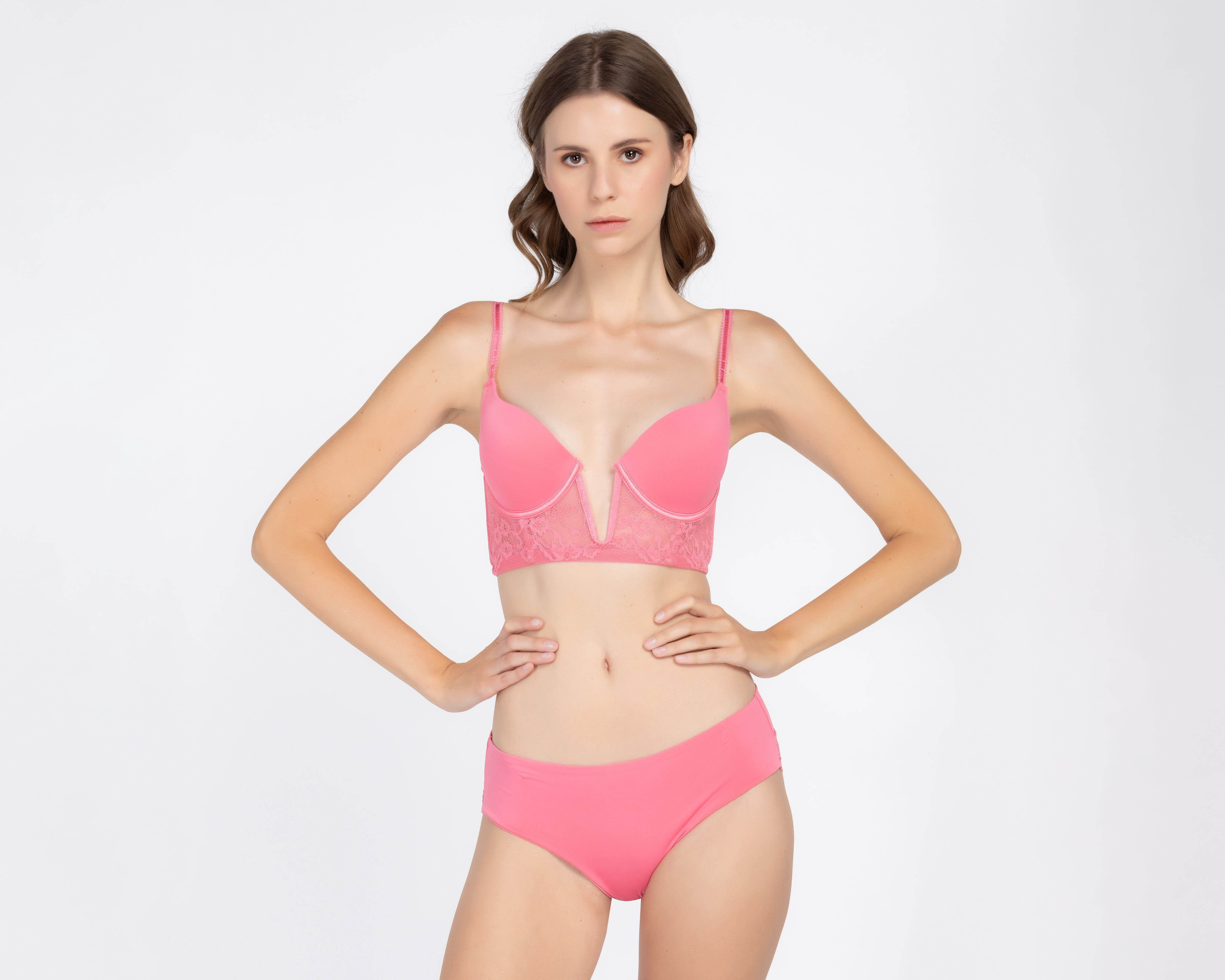 Coordinado de Encaje Media Copa Carnival