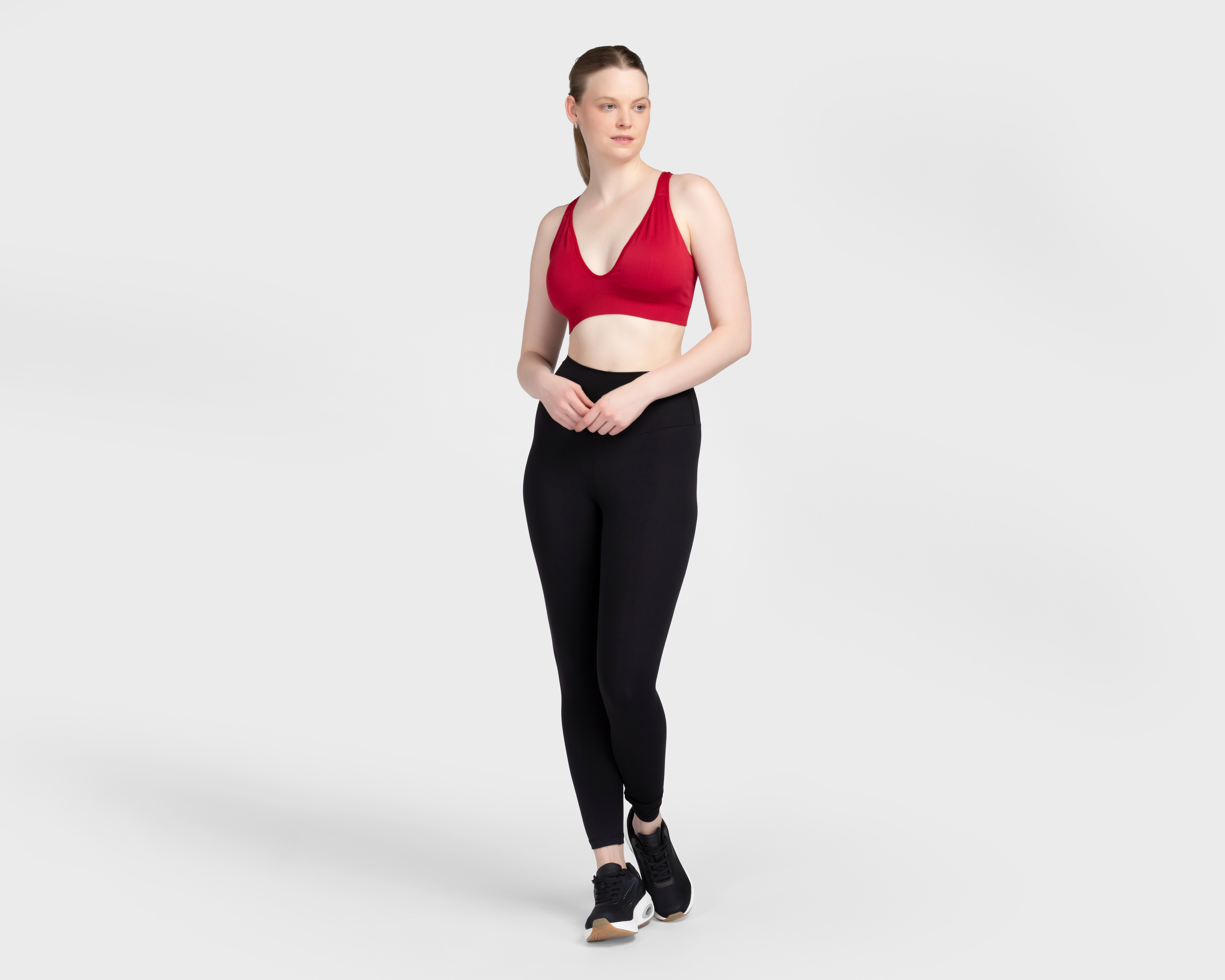 Foto 3 pulgar | Foto 2 | Top Deportivo Shape & Care para Mujer