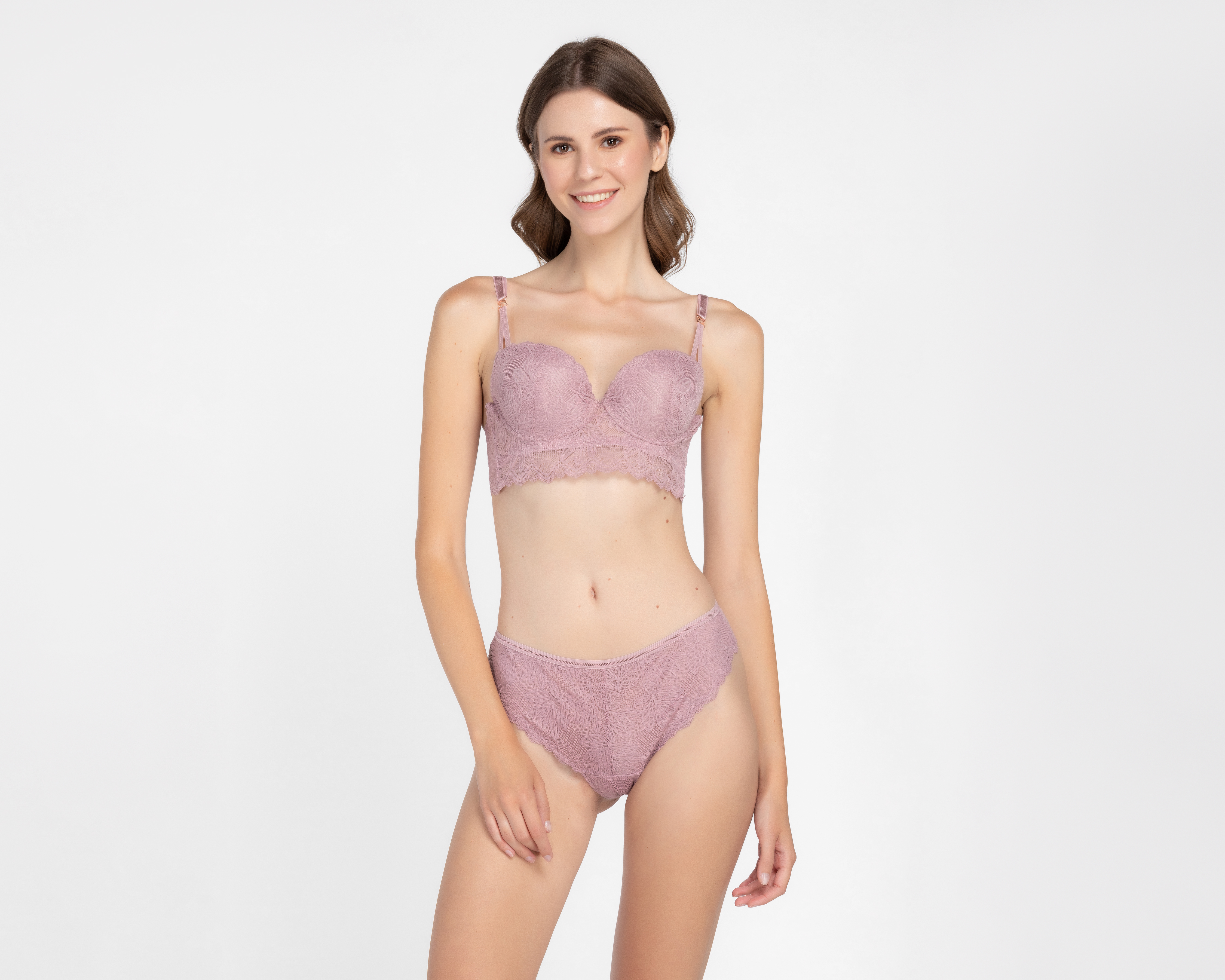 Coordinado de Encaje Media Copa Carnival