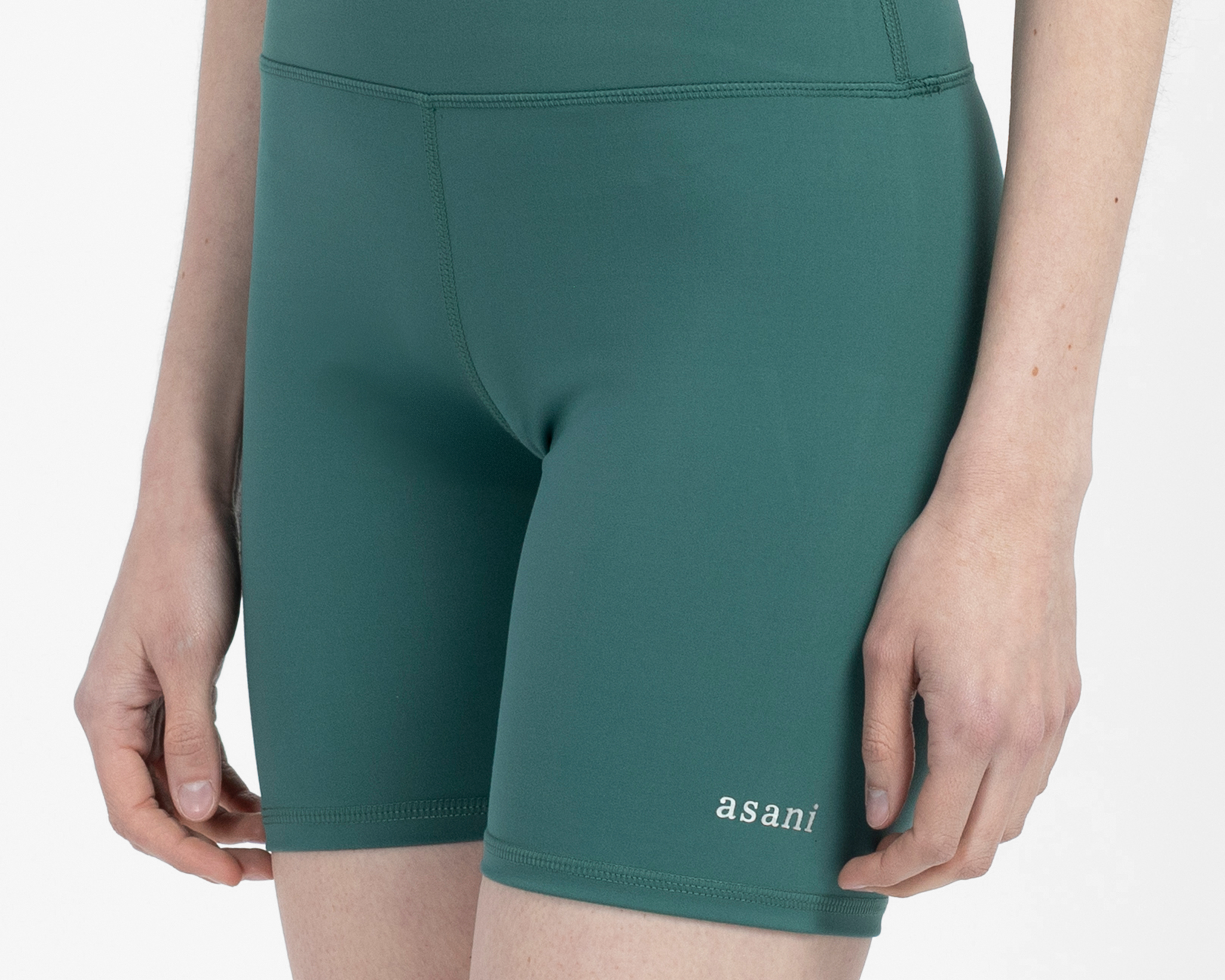 Foto 5 pulgar | Foto 4 | Short Biker Asani para Mujer