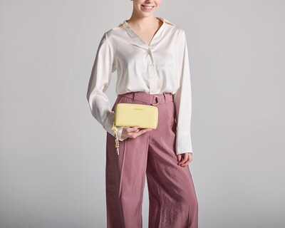 Foto 6 | Foto 6 | Cartera para Mujer Westies Amarilla