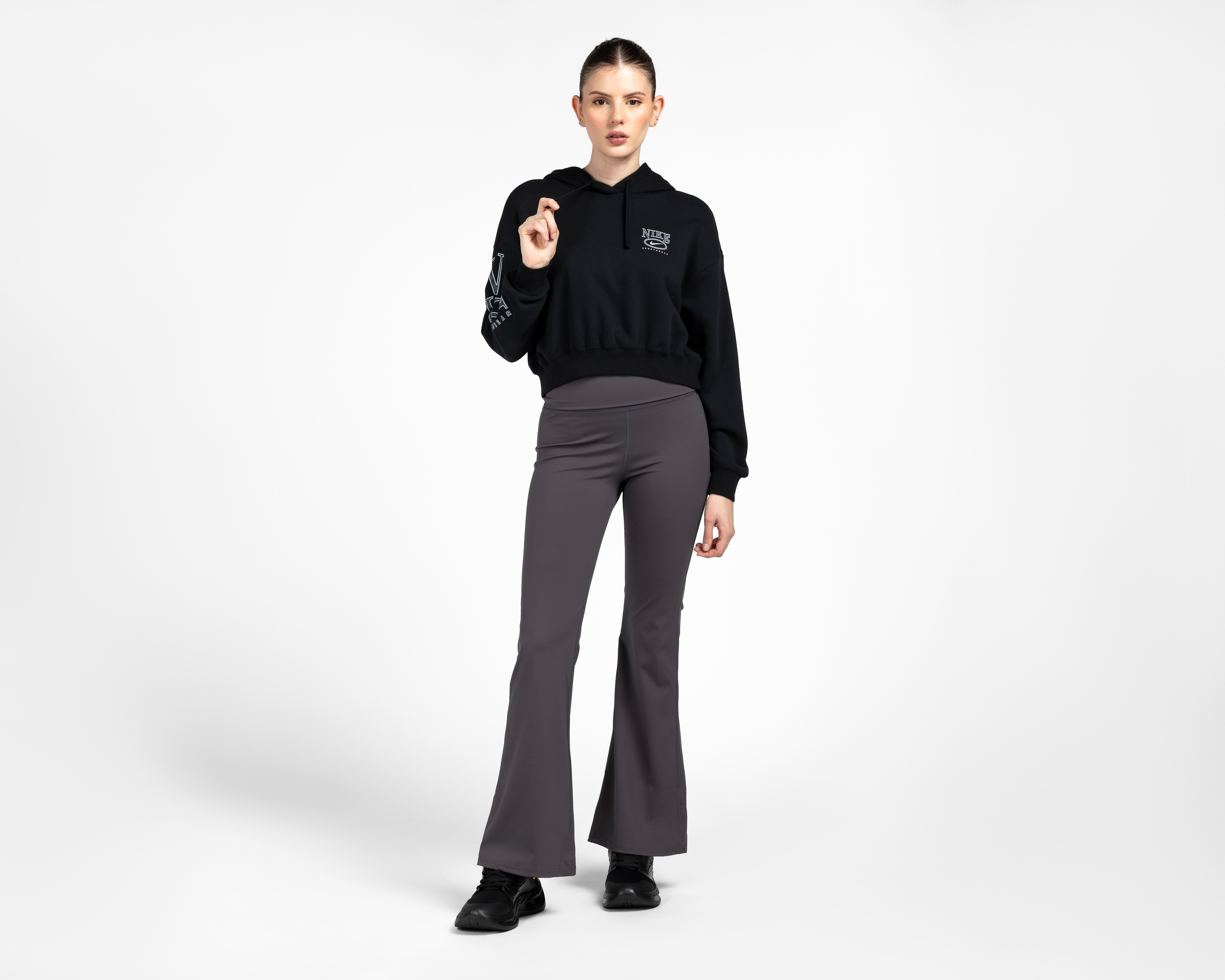 Foto 3 pulgar | Foto 2 | Sudadera Deportiva Nike Club Fleece para Mujer