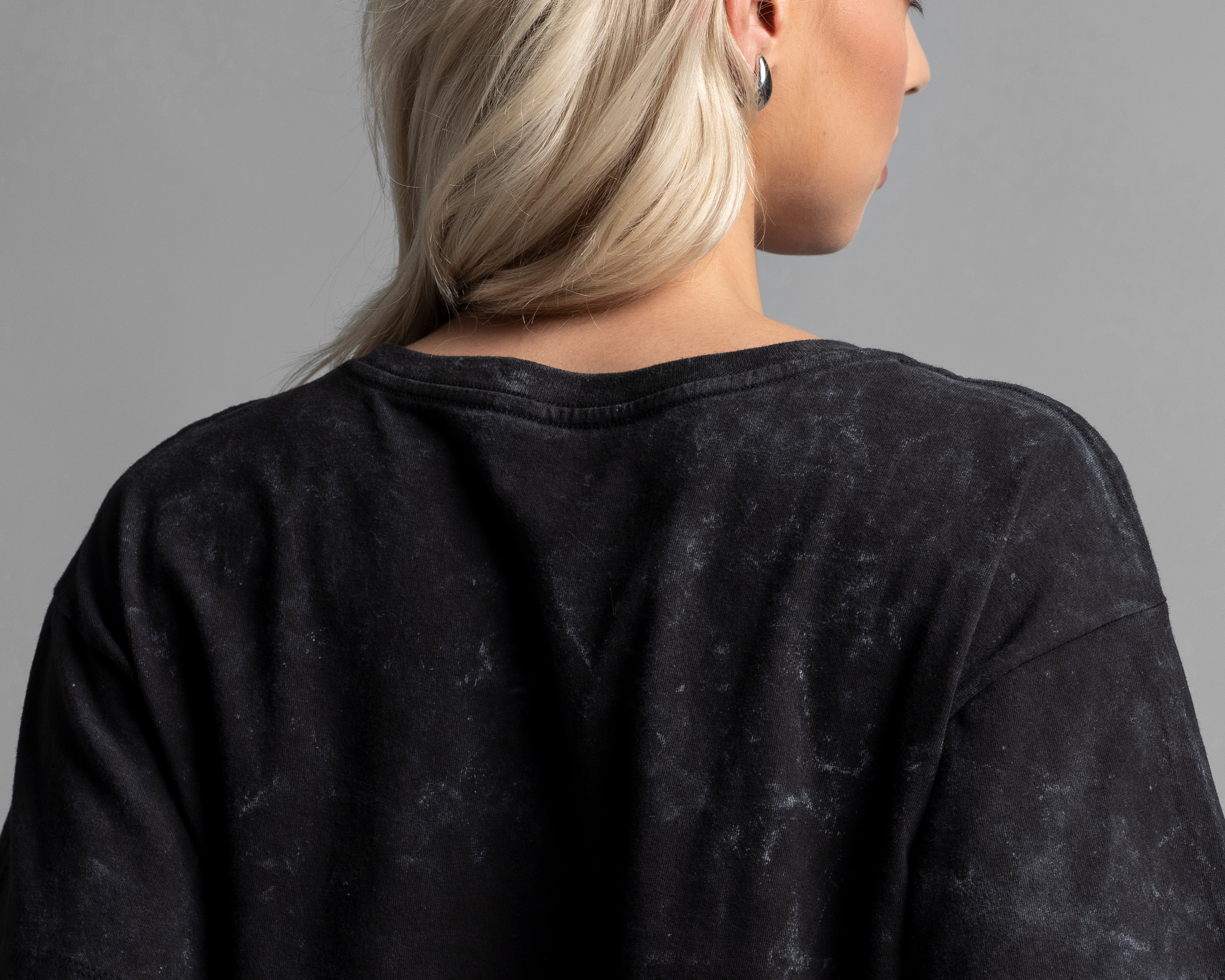 Foto 6 pulgar | Foto 5 | Playera Negra Strona Juvenil