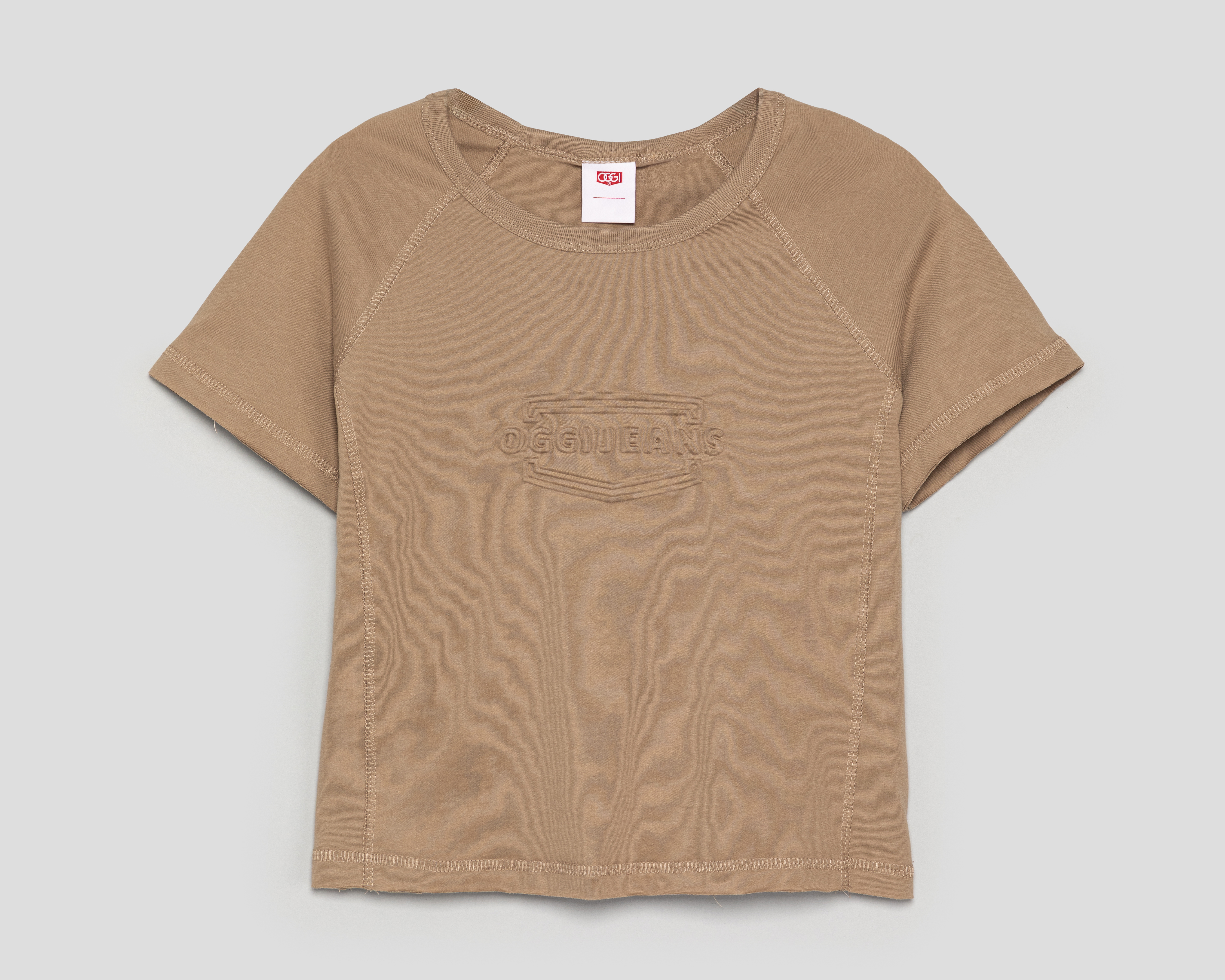 Foto 2 pulgar | Foto 1 | Playera Manga Corta Oggi para Mujer