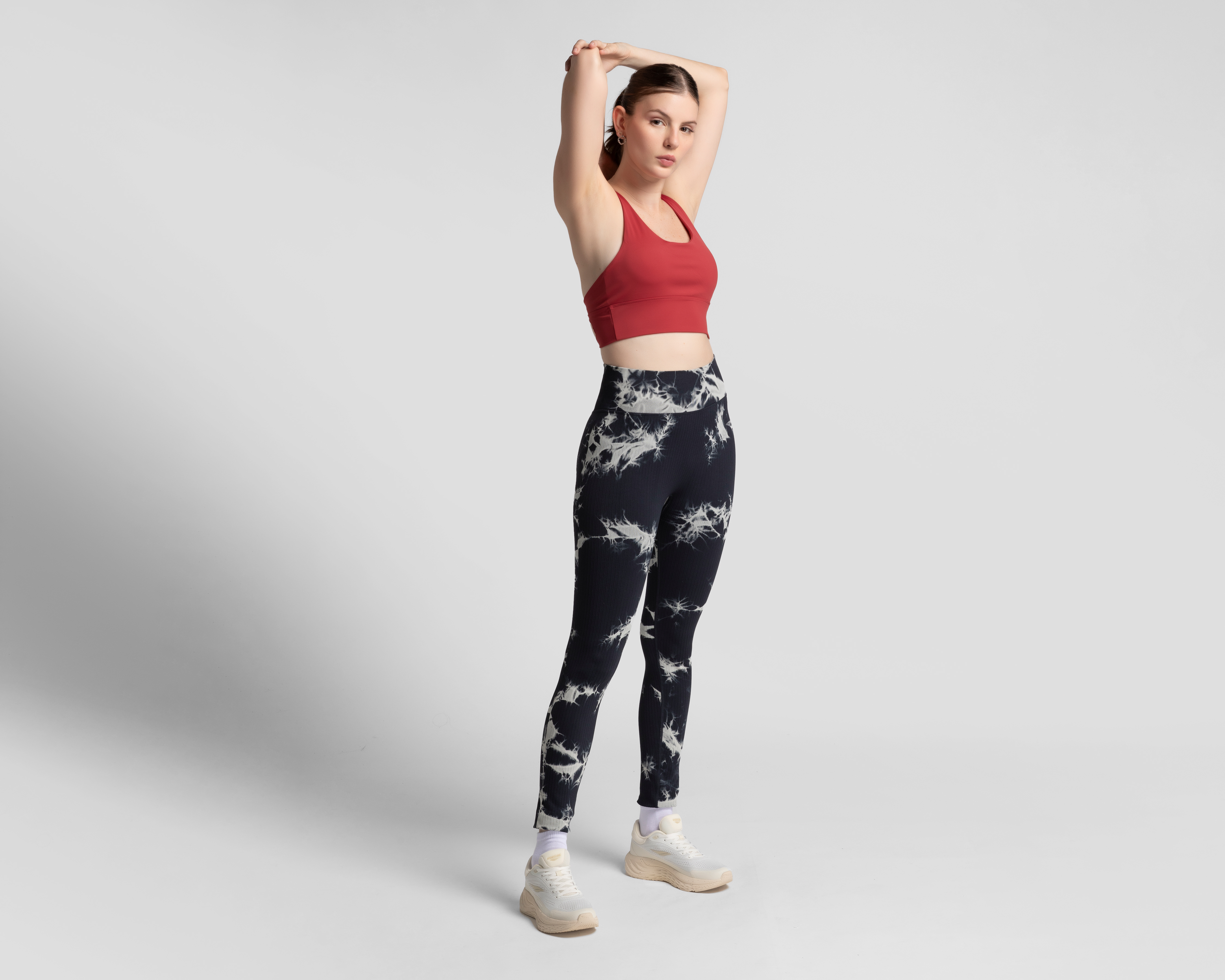 Foto 2 pulgar | Foto 1 | Top de Entrenamiento Sportline para Mujer