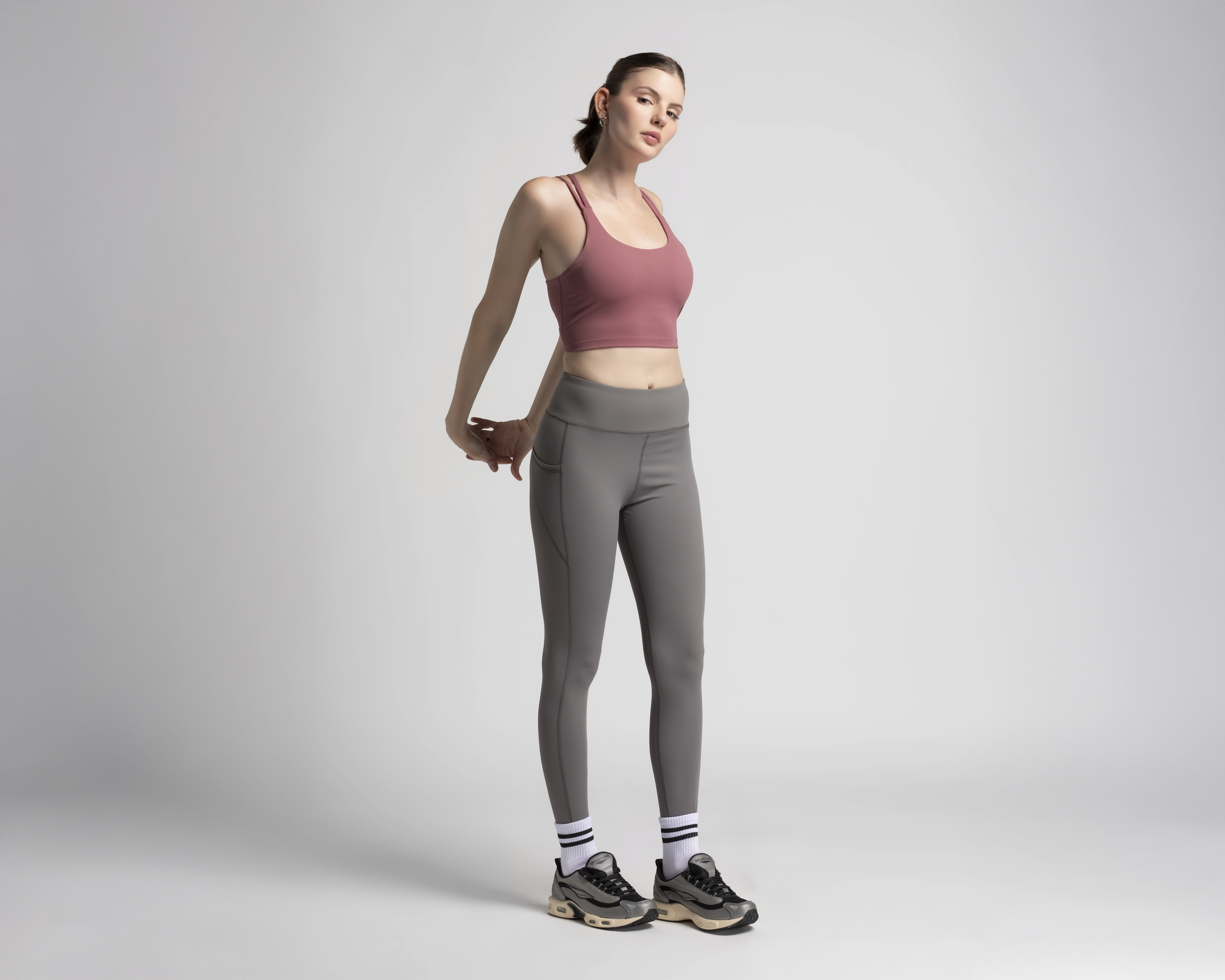 Foto 2 pulgar | Foto 1 | Top de Entrenamiento Sportline para Mujer