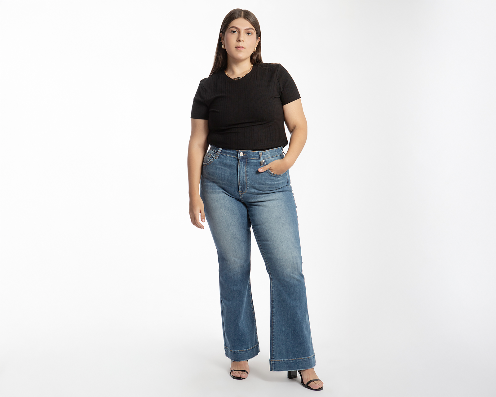 Foto 4 pulgar | Foto 3 | Jeans Flare Balam para Mujer