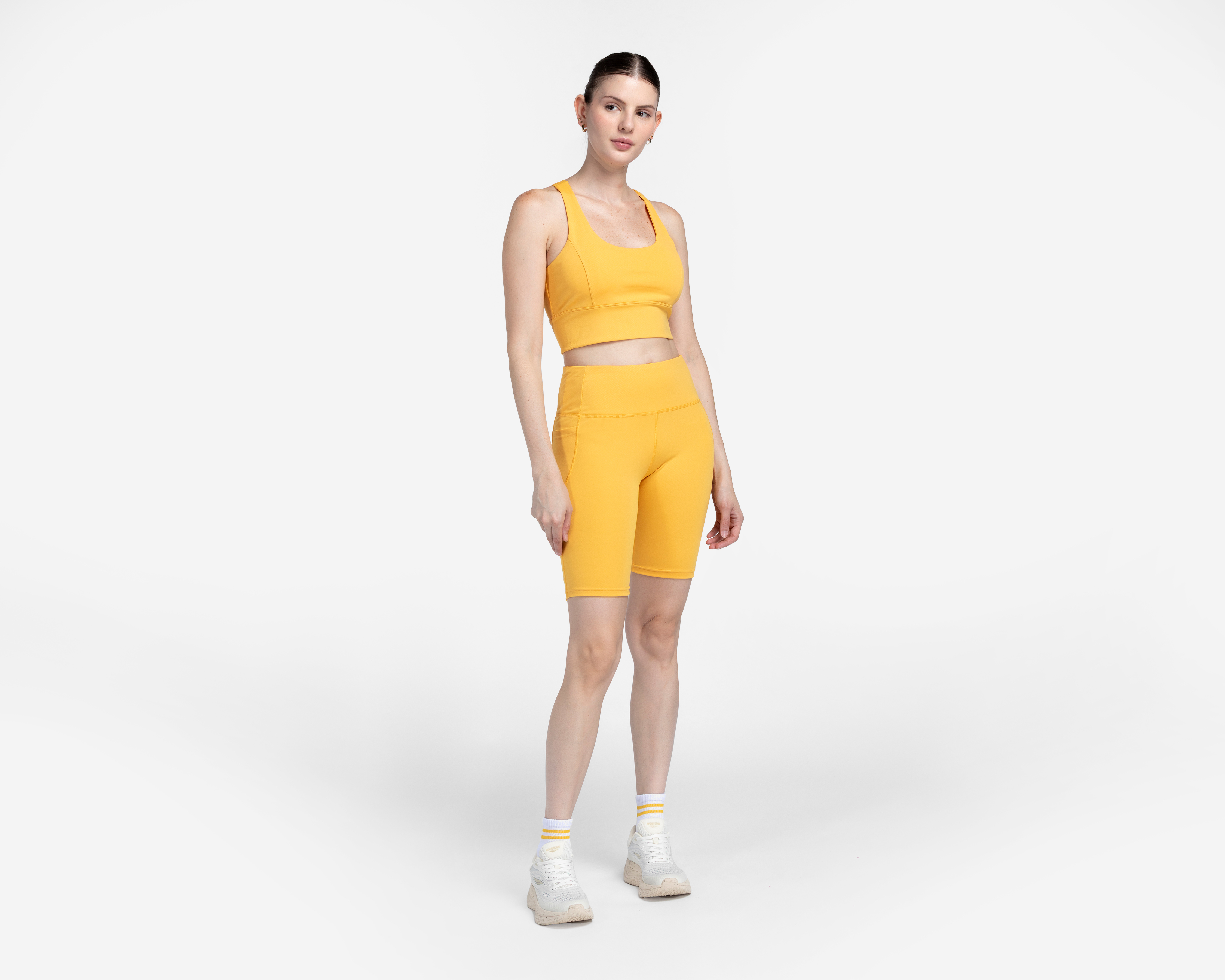 Foto 2 pulgar | Foto 1 | Conjunto Deportivo de Top y Short Sportline para Mujer