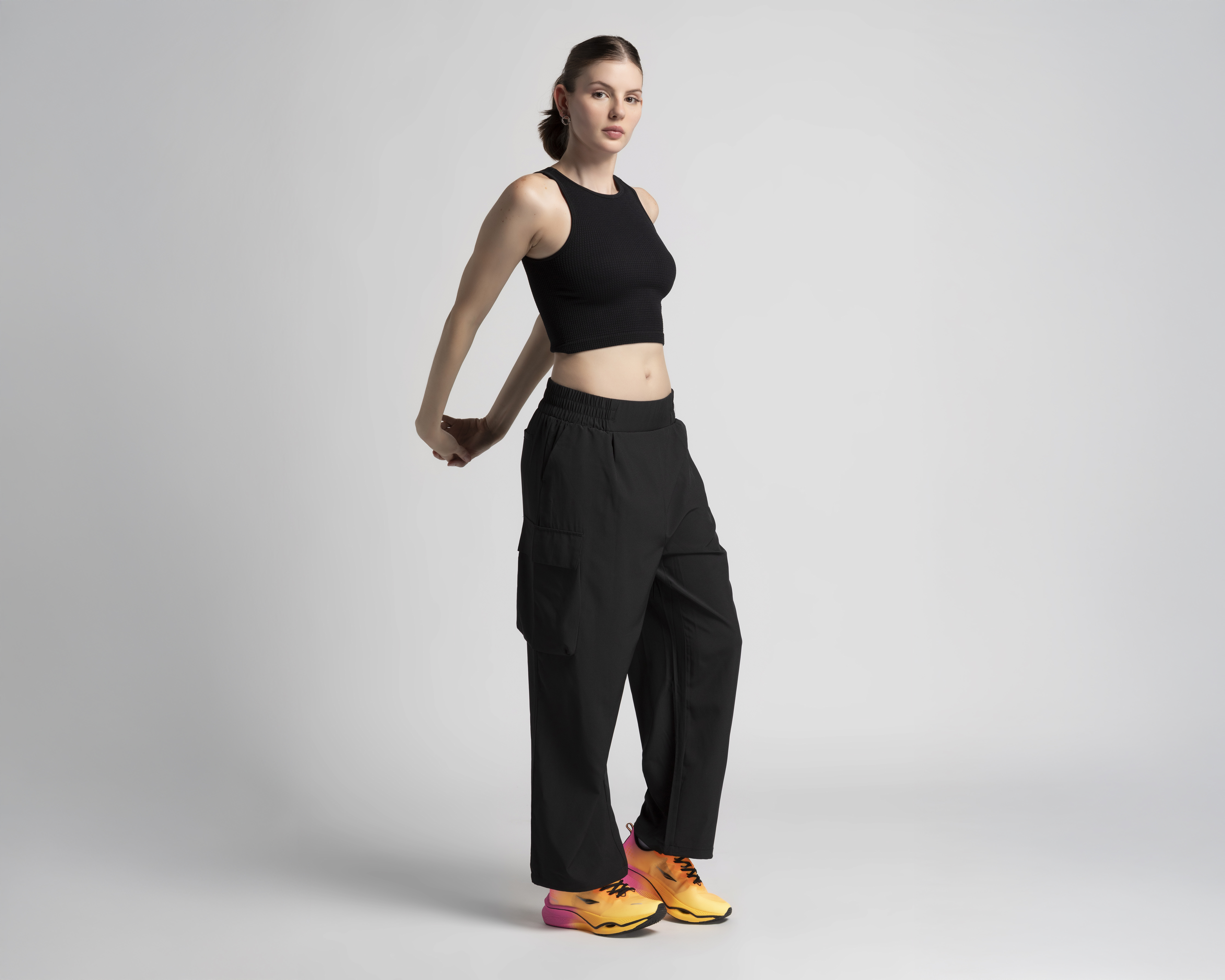 Foto 2 pulgar | Foto 1 | Crop Top de Entrenamiento Sportline para Mujer