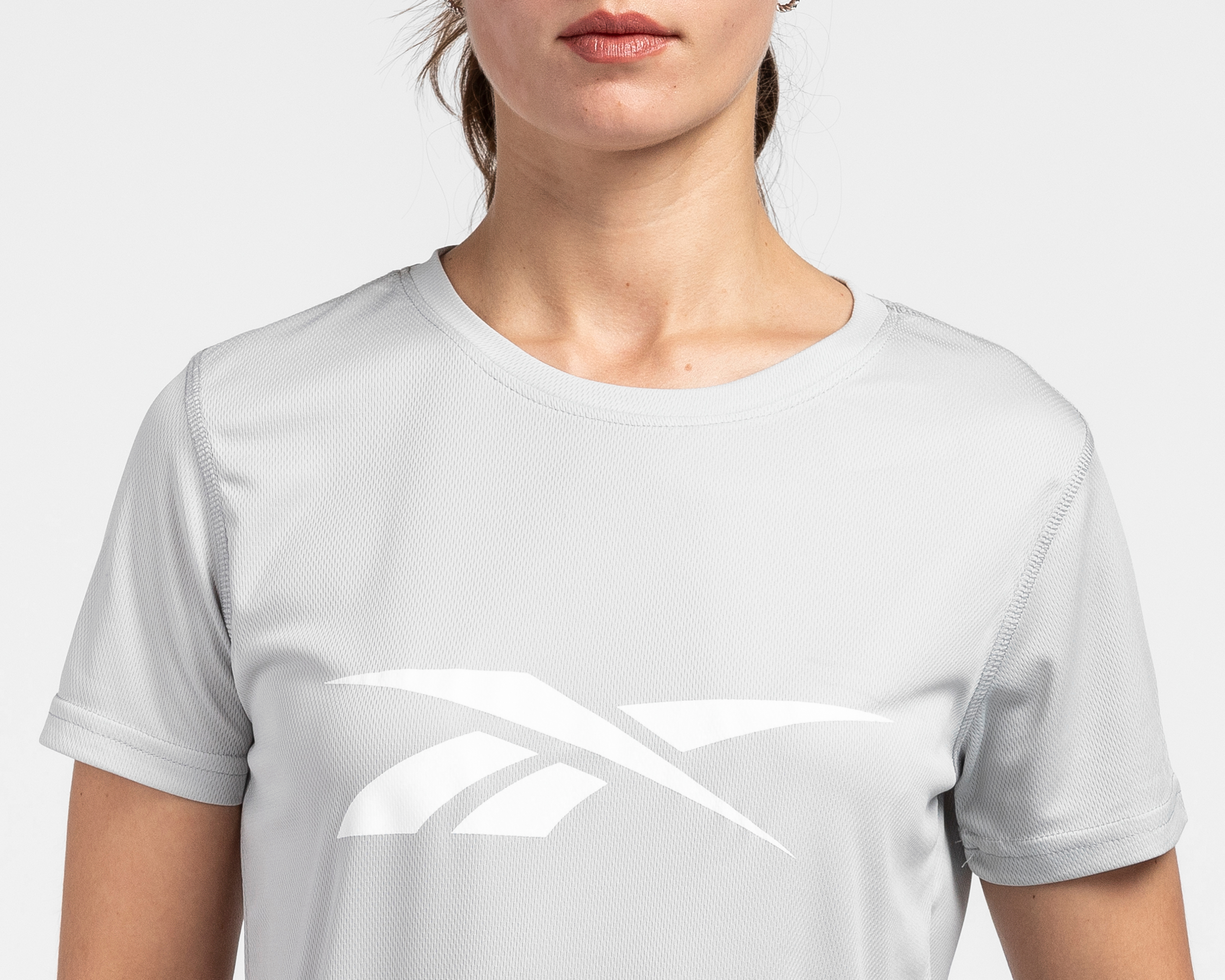 Foto 5 pulgar | Foto 4 | Playera Deportiva Reebok para Mujer