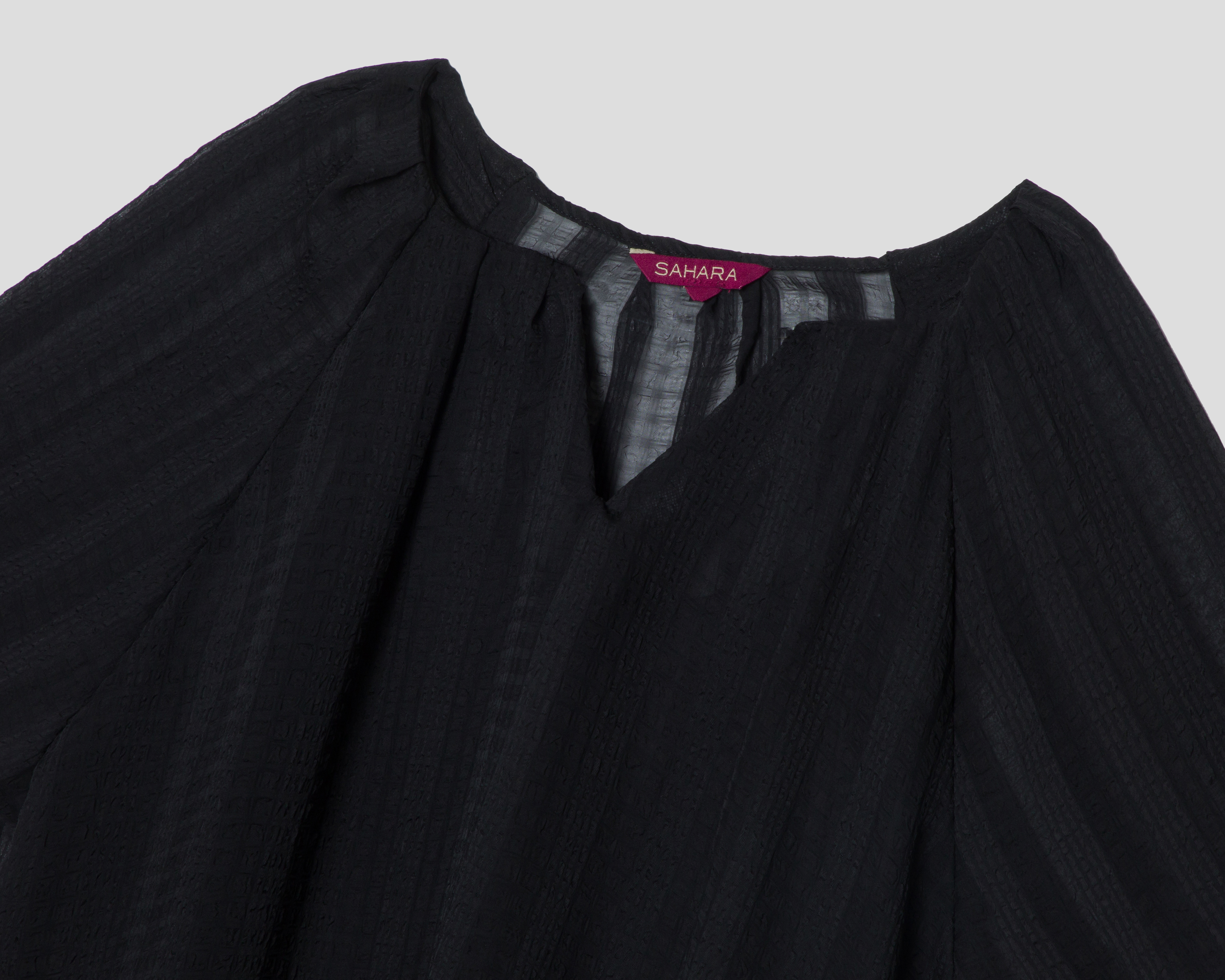 Foto 4 pulgar | Foto 3 | Blusa Sahara Negra para Mujer
