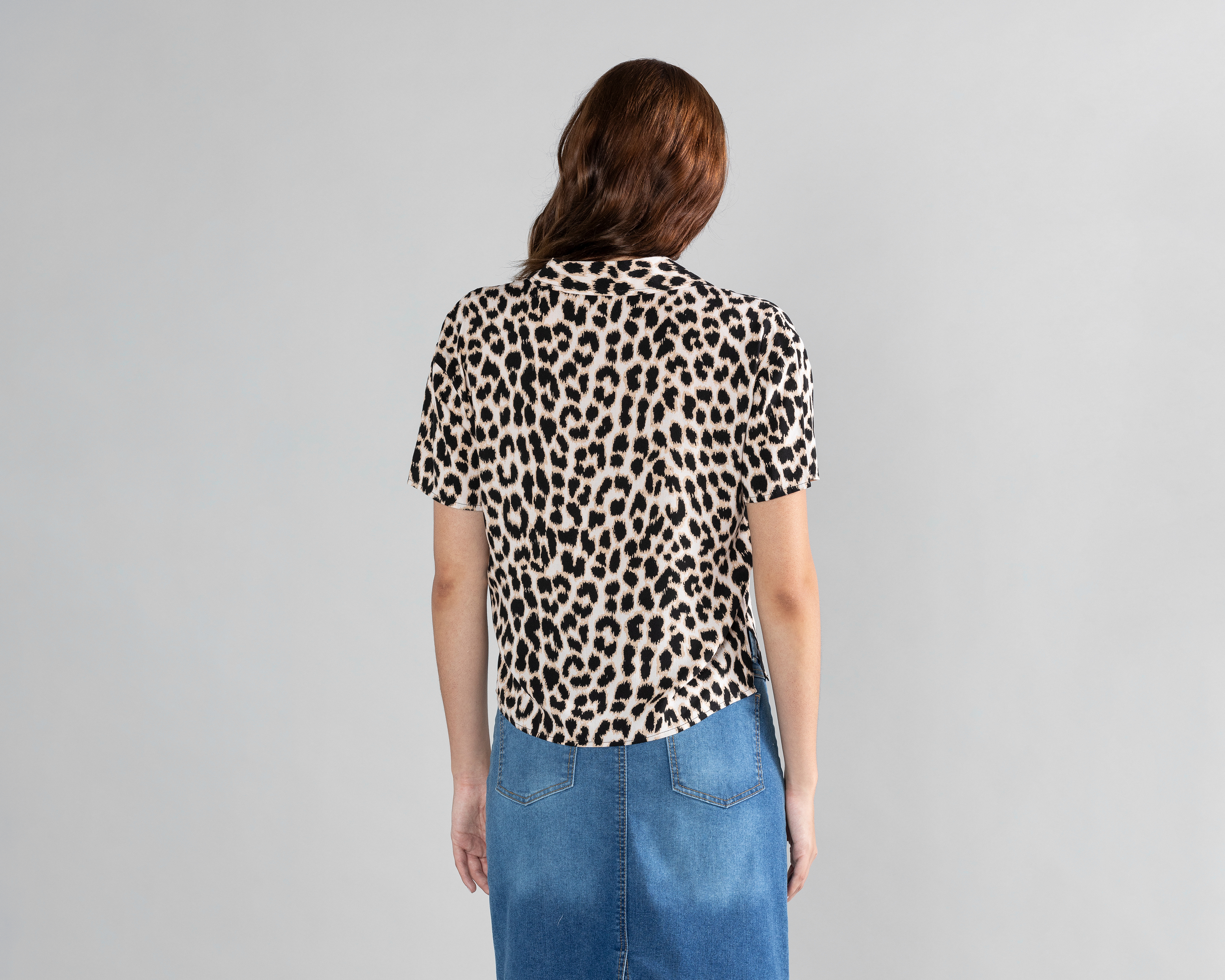 Foto 4 pulgar | Foto 3 | Blusa Strona Manga Corta para Mujer
