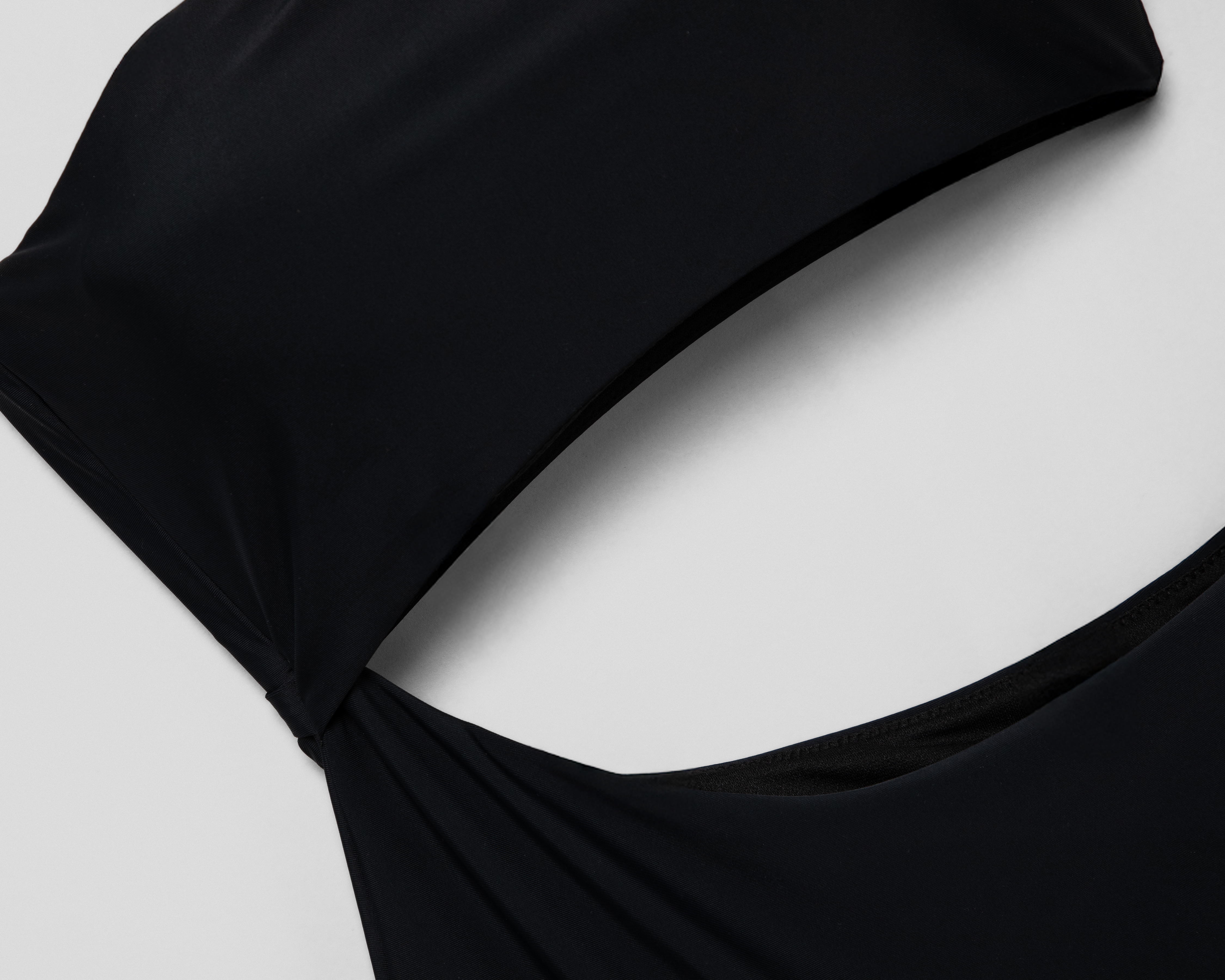 Foto 4 pulgar | Foto 3 | Trikini Rio Beach Negro para Mujer