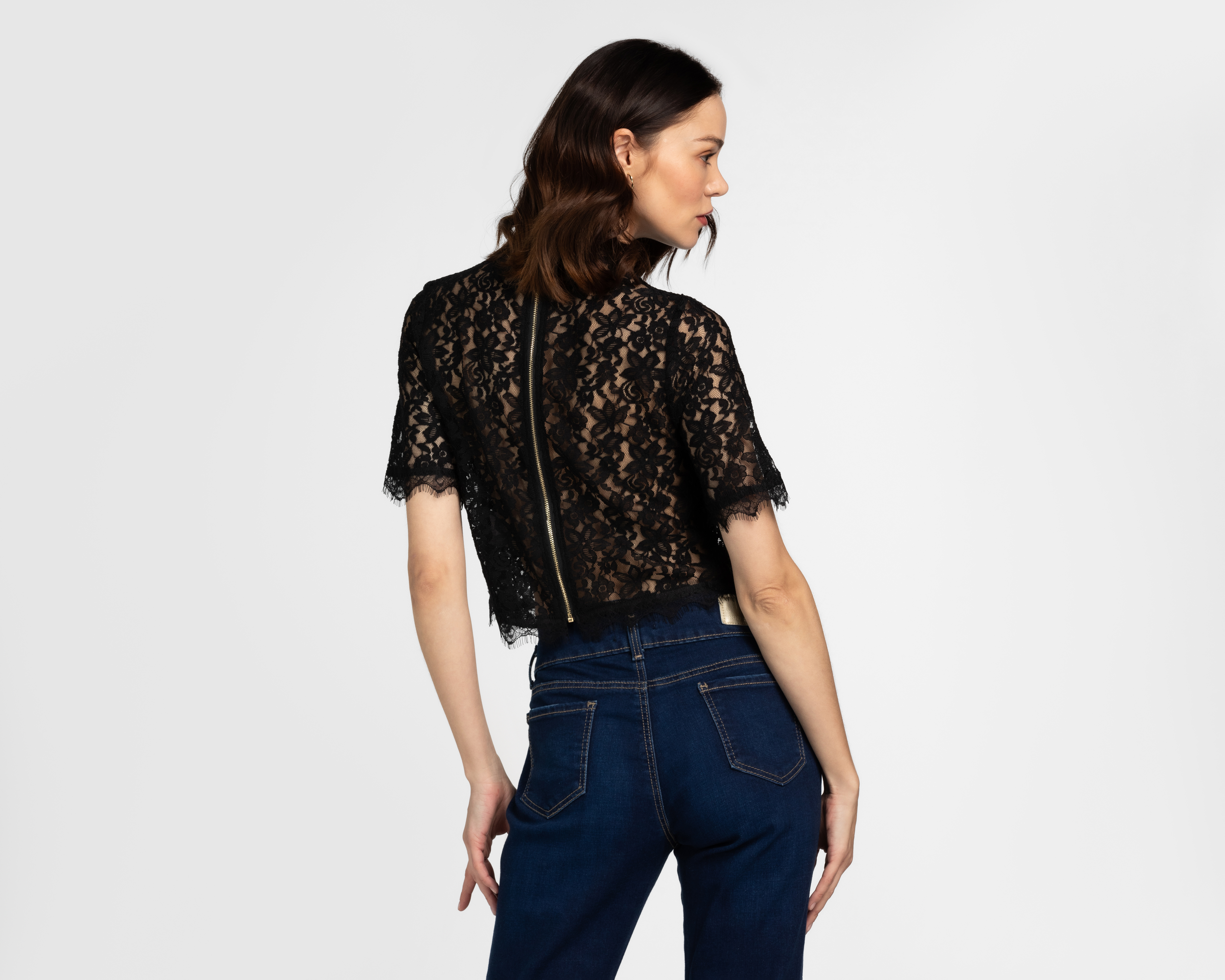 Foto 4 pulgar | Foto 3 | Blusa Jennifer Lopez Negra para Mujer