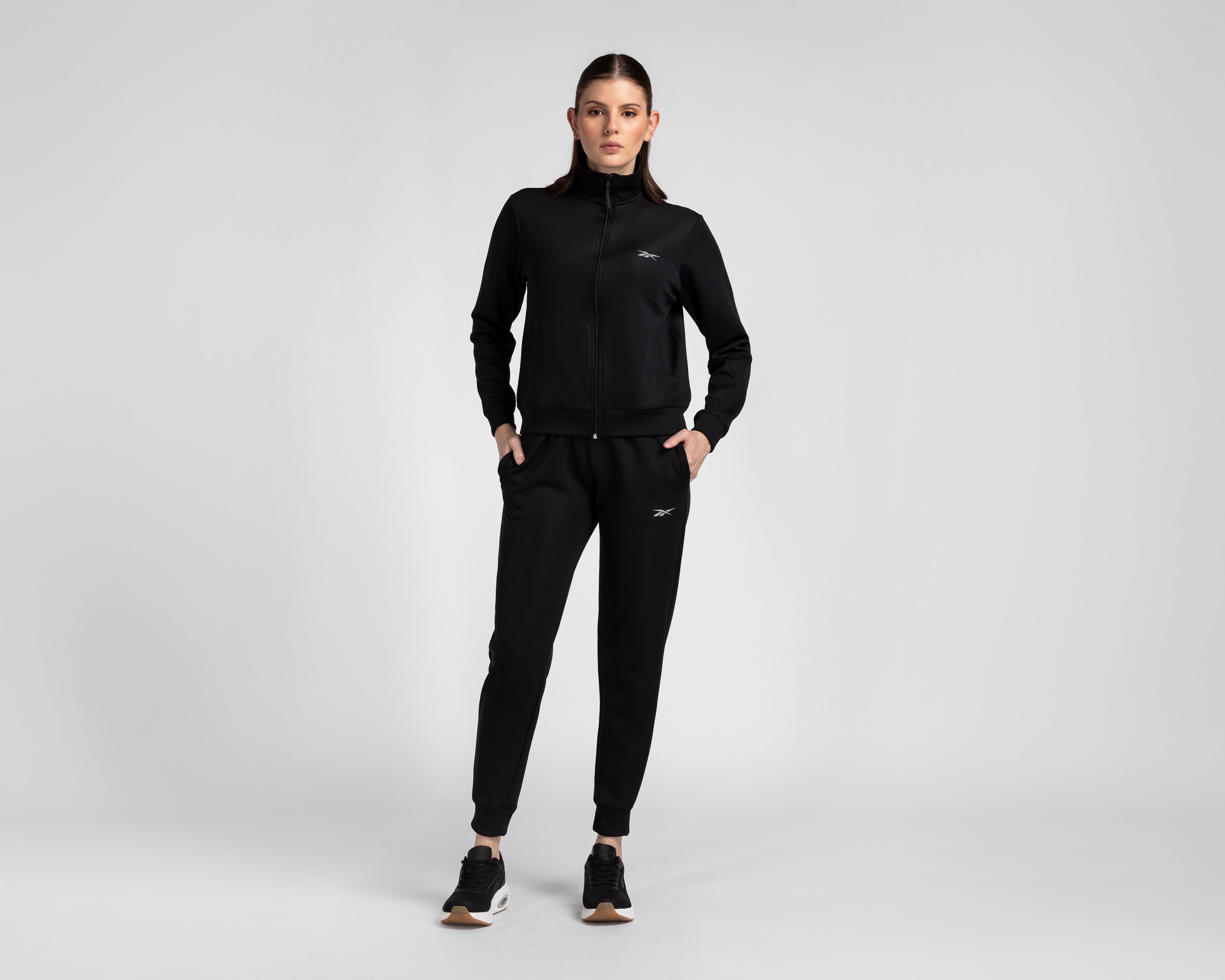 Conjunto Deportivo de Sudadera y Pants Reebok para Mujer