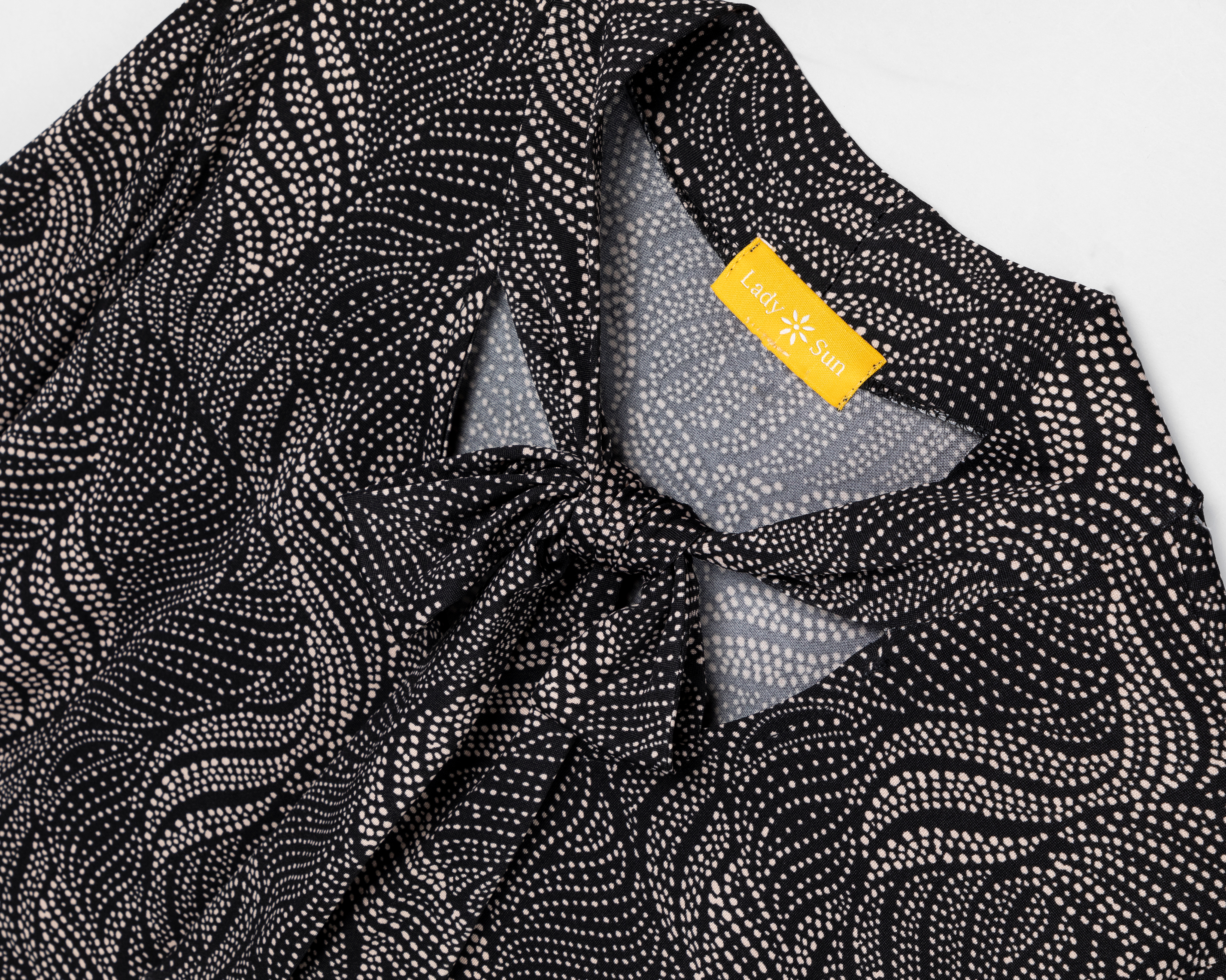 Foto 4 pulgar | Foto 3 | Blusa Lady Sun Negra Manga 3/4