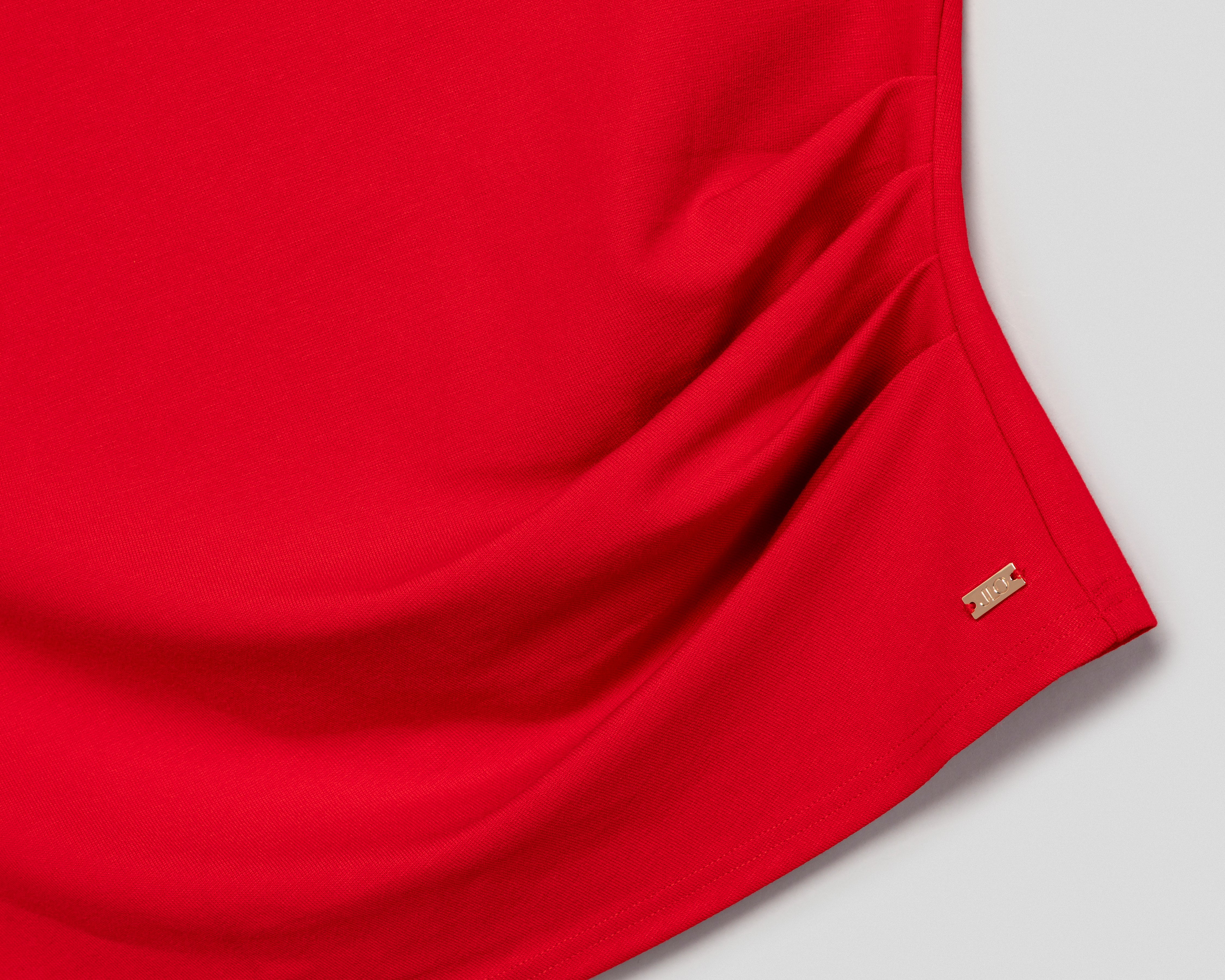 Foto 4 pulgar | Foto 3 | Blusa Jennifer Lopez Roja para Mujer