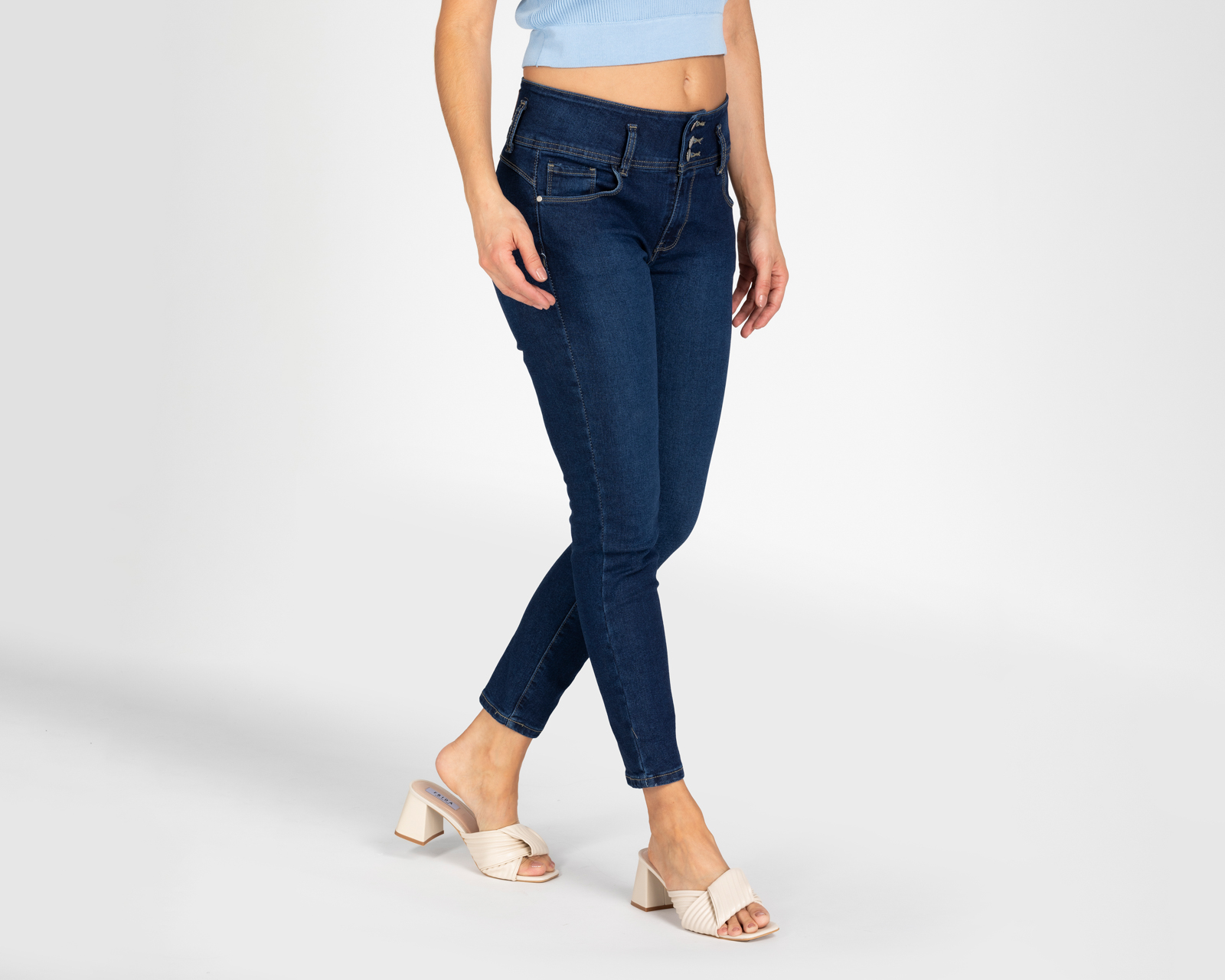 Foto 2 pulgar | Foto 1 | Jeans Skinny Sahara para Mujer