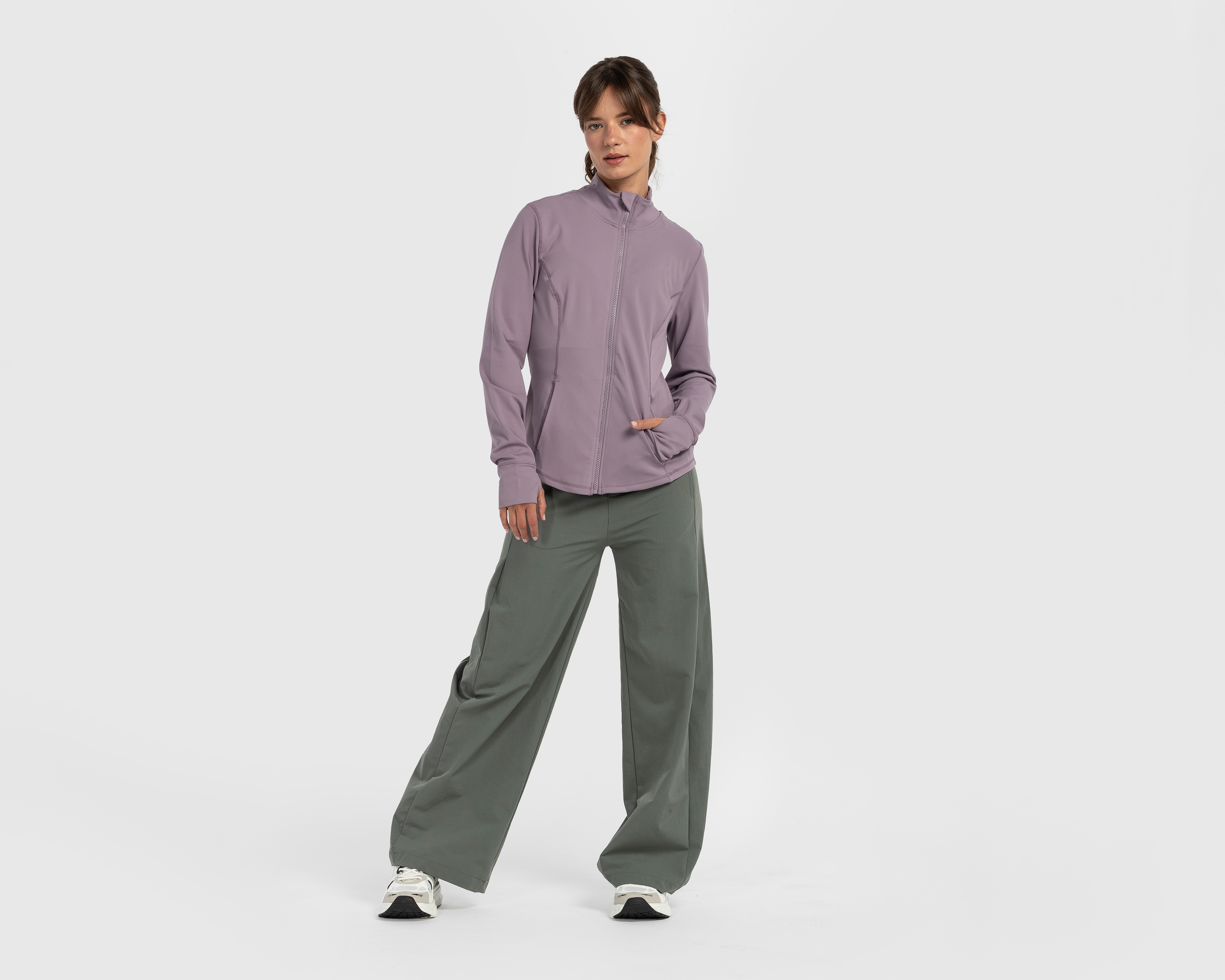 Foto 3 pulgar | Foto 2 | Chamarra Deportiva Asani para Mujer