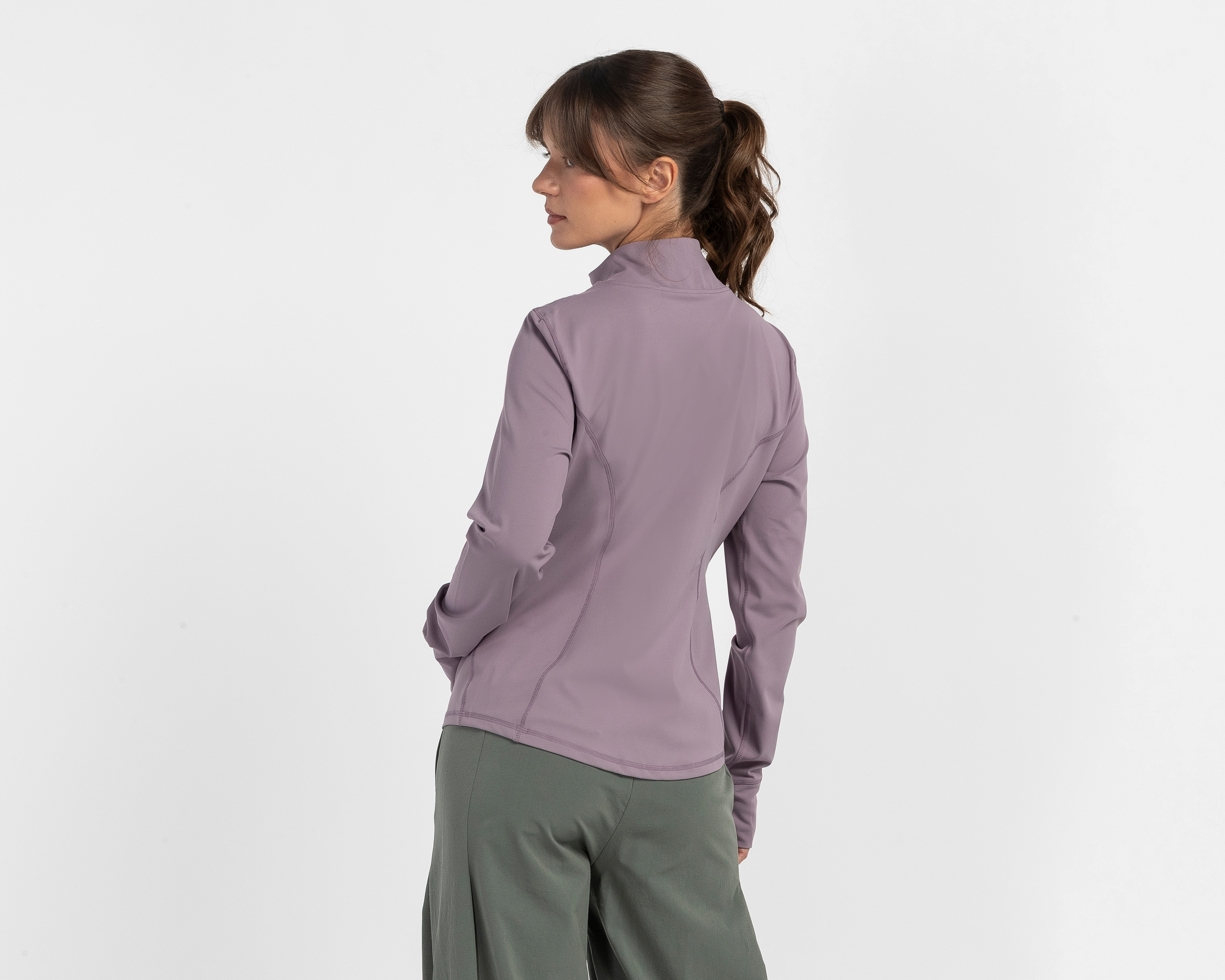 Foto 4 pulgar | Foto 3 | Chamarra Deportiva Asani para Mujer