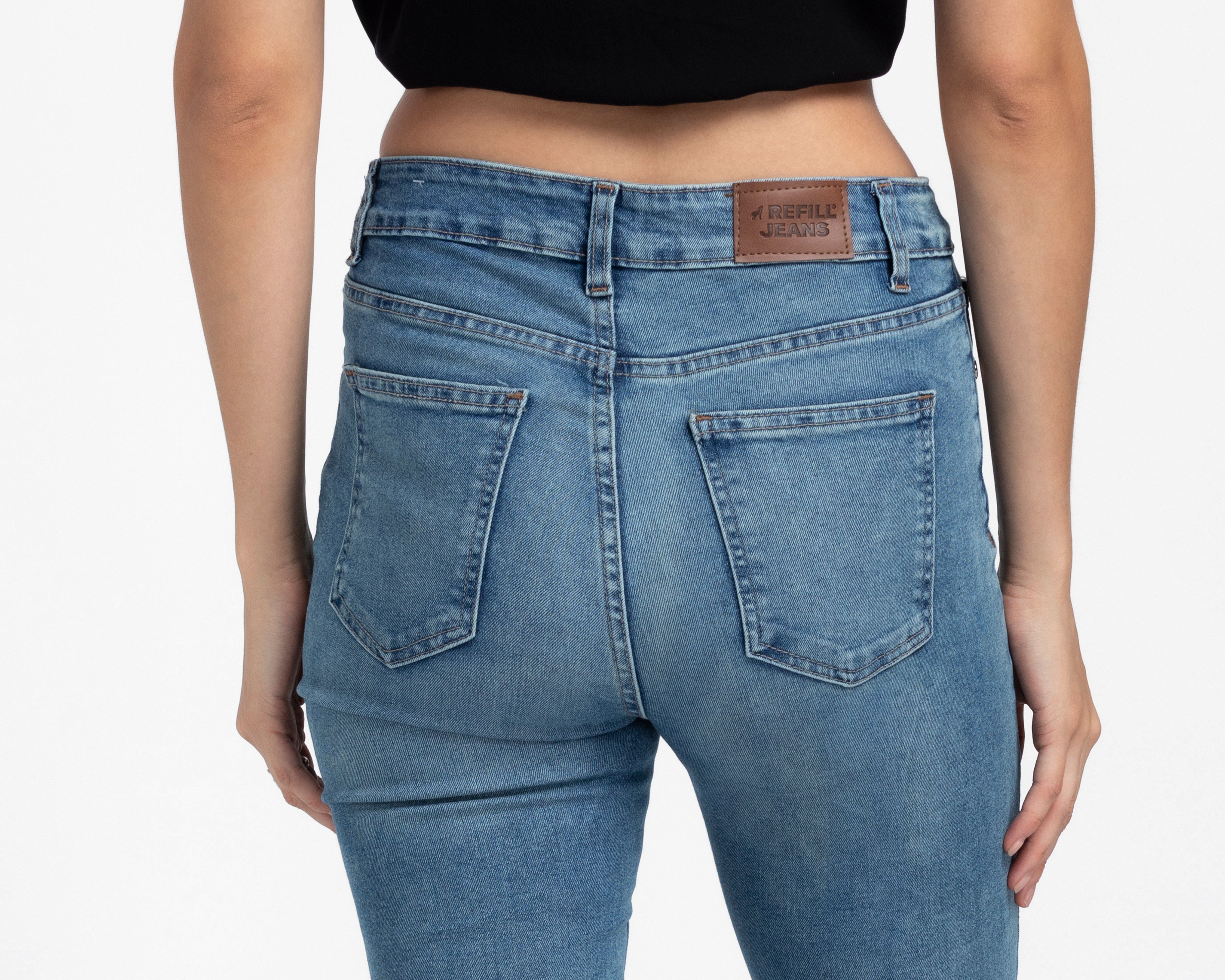 Foto 6 pulgar | Foto 5 | Jeans Skinny Refill para Mujer