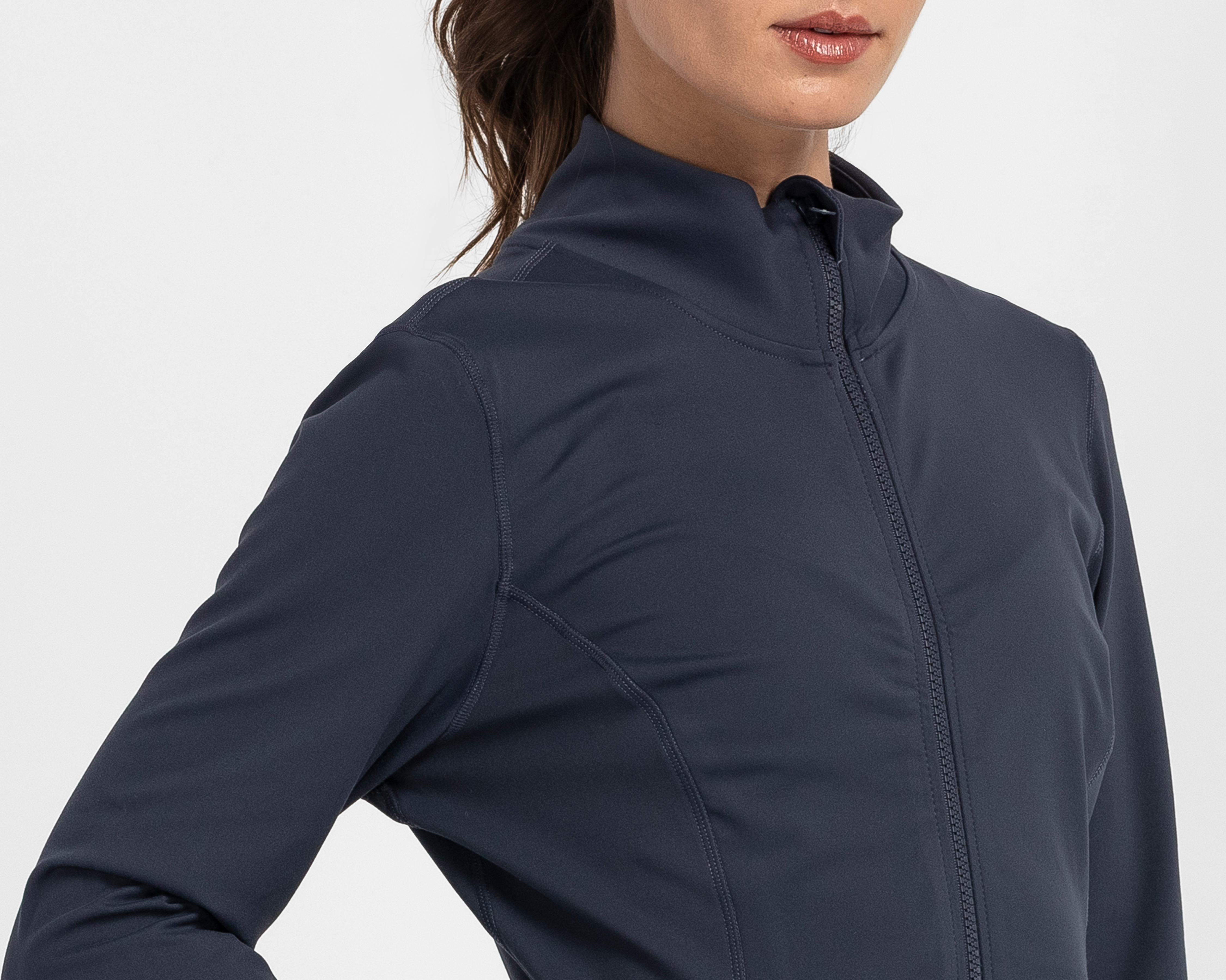 Foto 5 pulgar | Foto 4 | Chamarra Deportiva Asani para Mujer