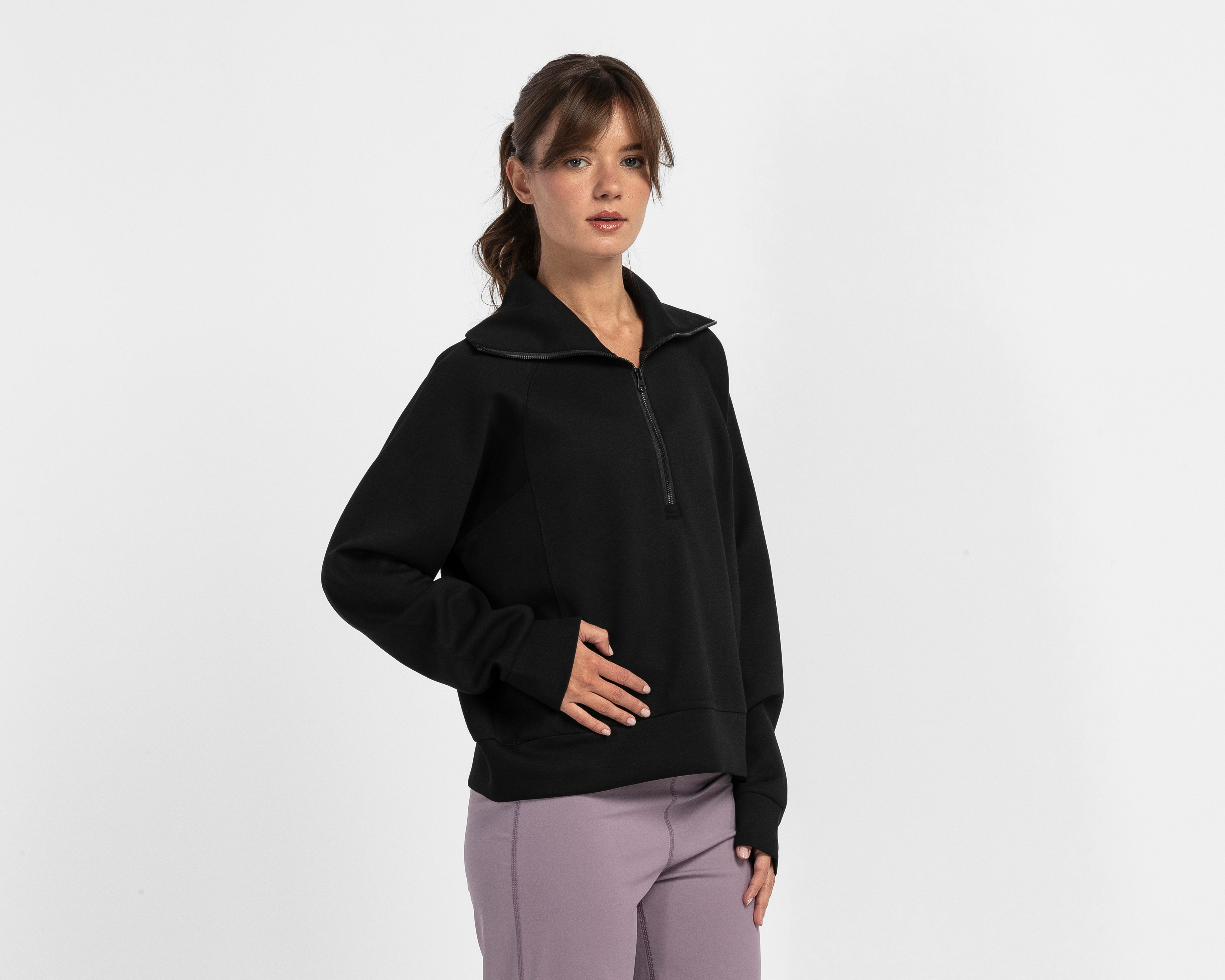 Foto 1 | Foto 1 | Sudadera Negra Asani para Mujer